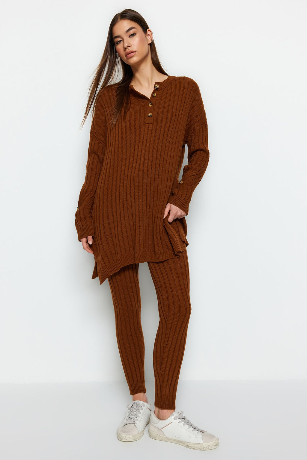 Koyu Kahverengi Genis Kal?p Triko Alt-Ust Tak?m TWOAW22AU0039