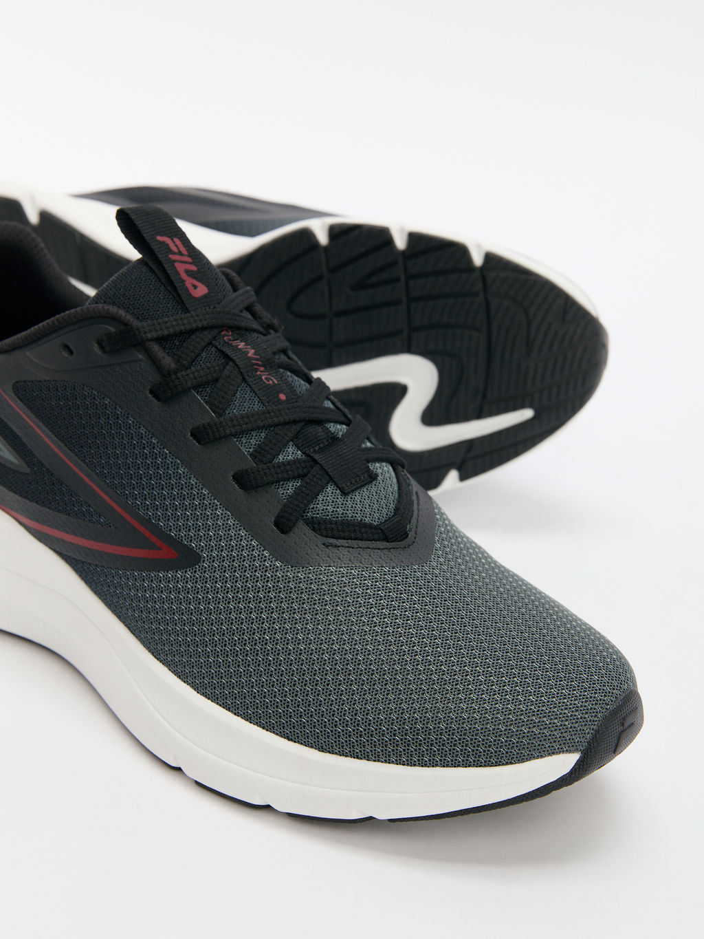 Мужские кроссовки FILA SENSE SIMPLE M Артикул 4369655, темно-серый