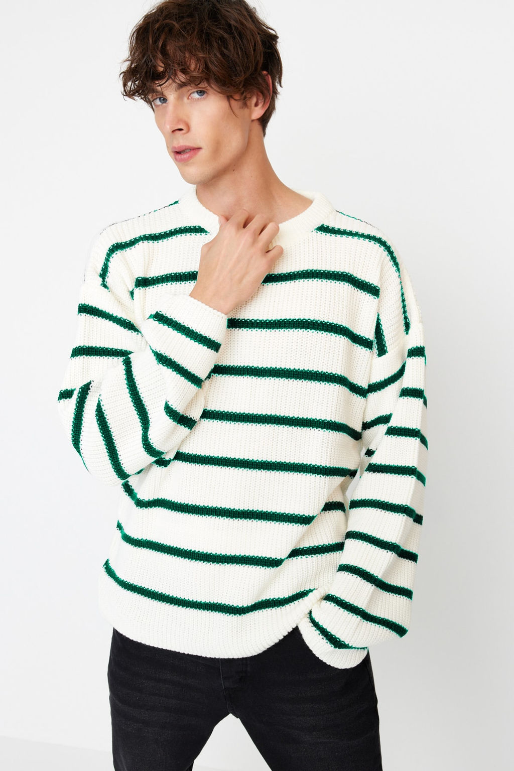 TRENDYOL MAN Vizon Casual Oversize Bisiklet Yaka Cizgili Triko Kazak TMNAW23KZ00285 - Trendyolmilla фото 3