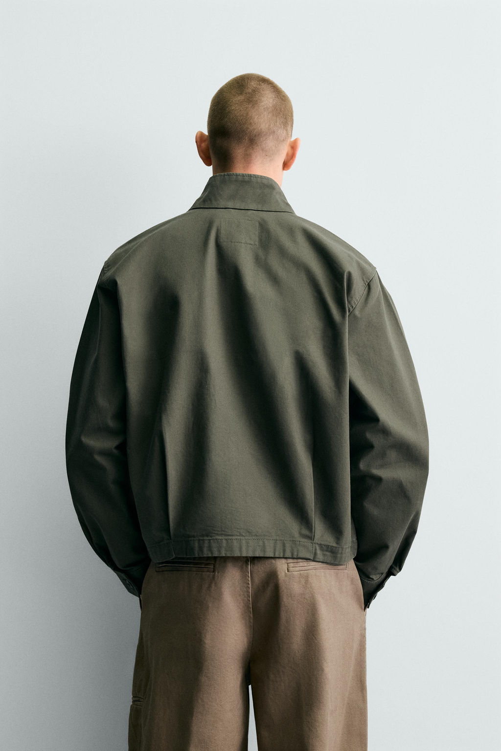 CAZADORA CROPPED FIT CREMALLERA / Khaki - Zara фото 3