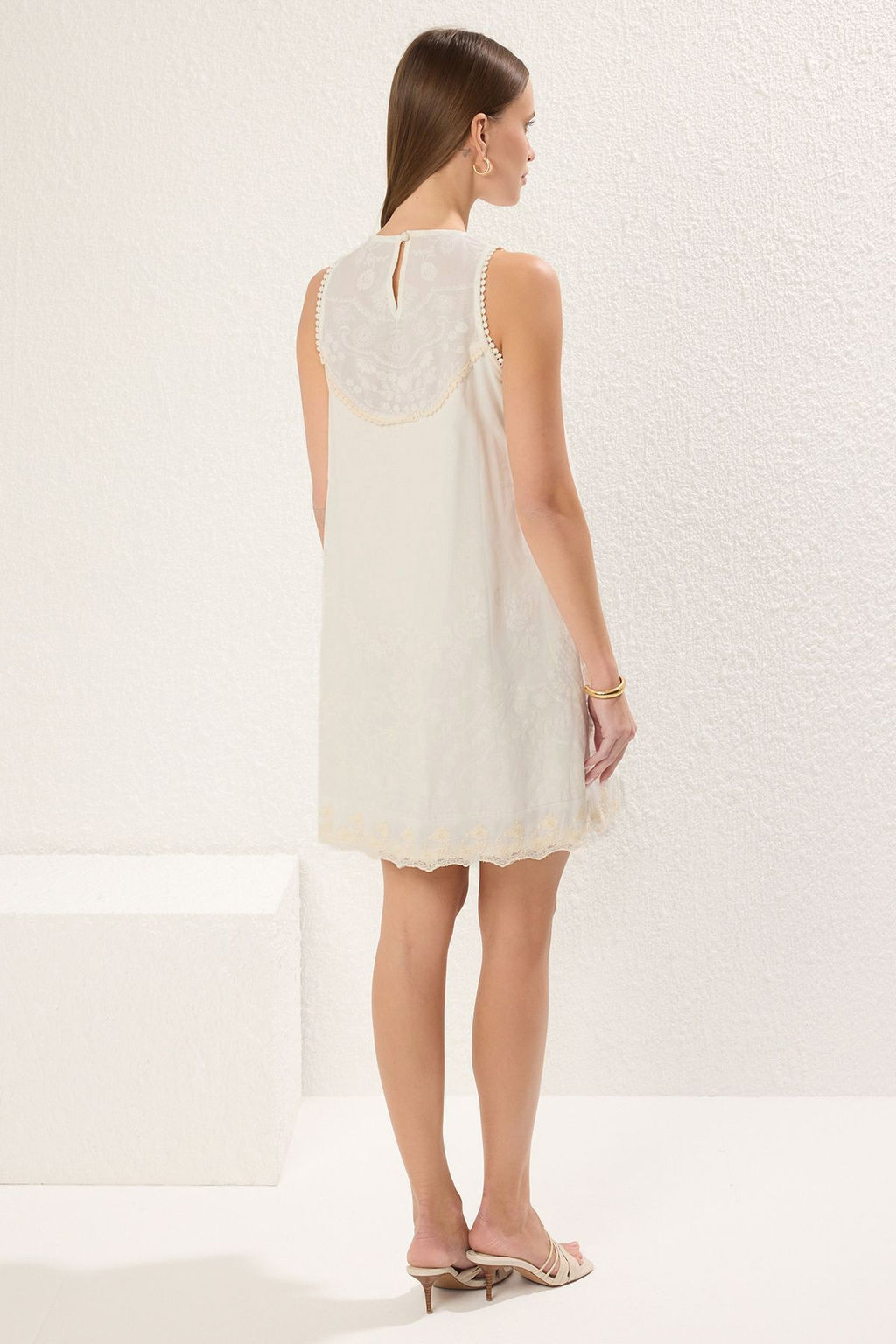 Trendyolmilla Ekru A Kesim Cicekli Nak?s Detayl? Mini Dokuma Elbise TWOSS25EL00432 фото 4