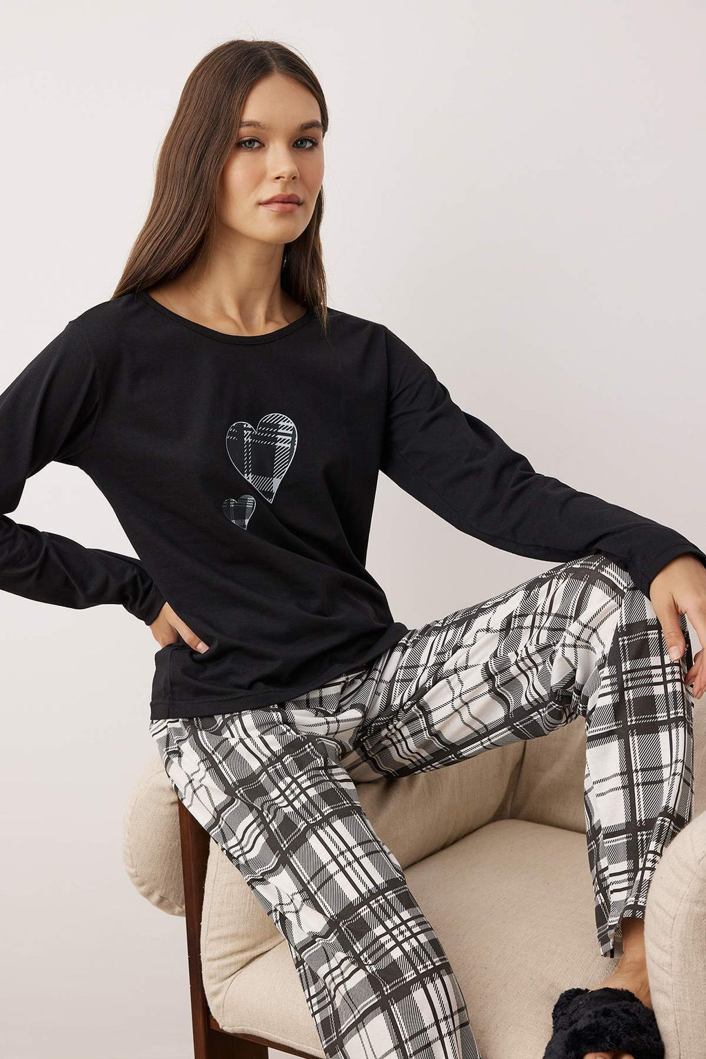Trendyolmilla Siyah Pamuklu Kalpli Ekoseli Orme Pijama Tak?m? THMAW25PT00220 фото 5