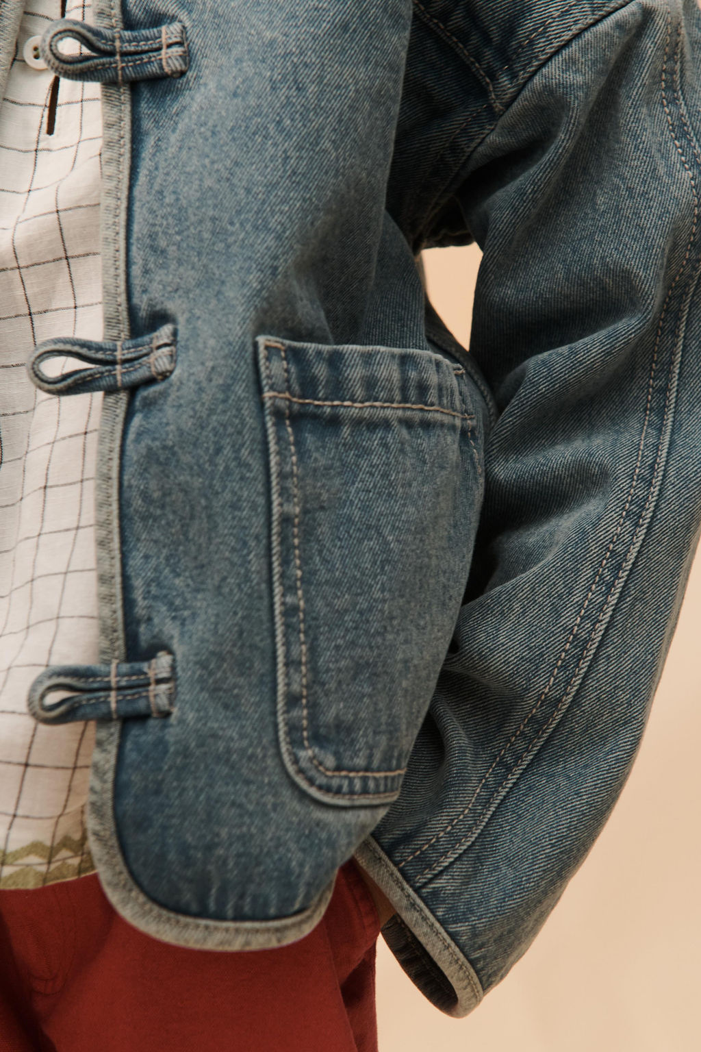 CAZADORA DENIM EFECTO DESGASTADO LIMITED EDITION / Marino / Blanco - Zara фото 6