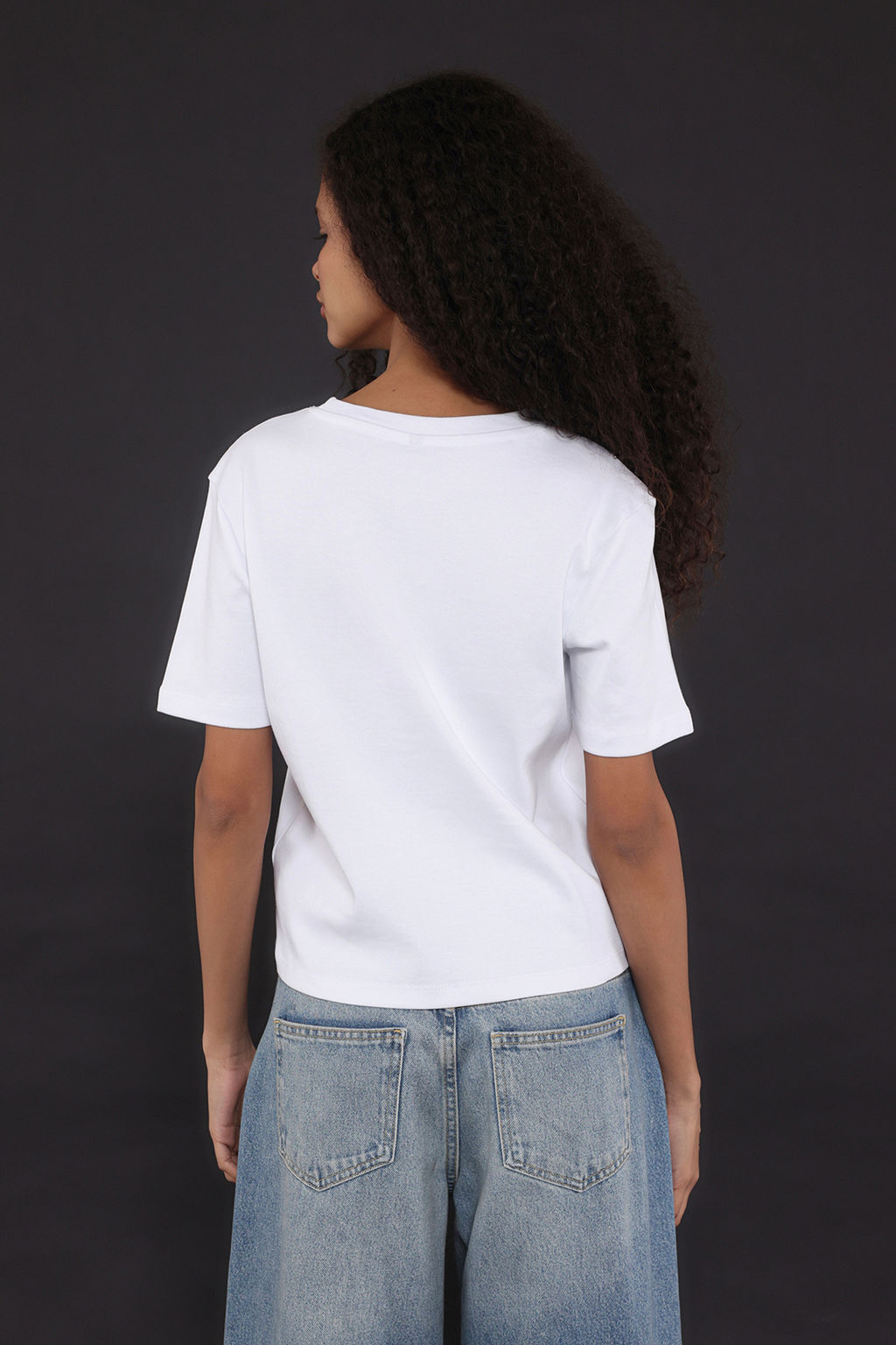 TRENDYOLMILLA Ekru Tok Kumasl? Bisiklet Yaka K?sa Kol Regular/Normal Kesim Orme T-Shirt TWOSS25TS00002  фото 14