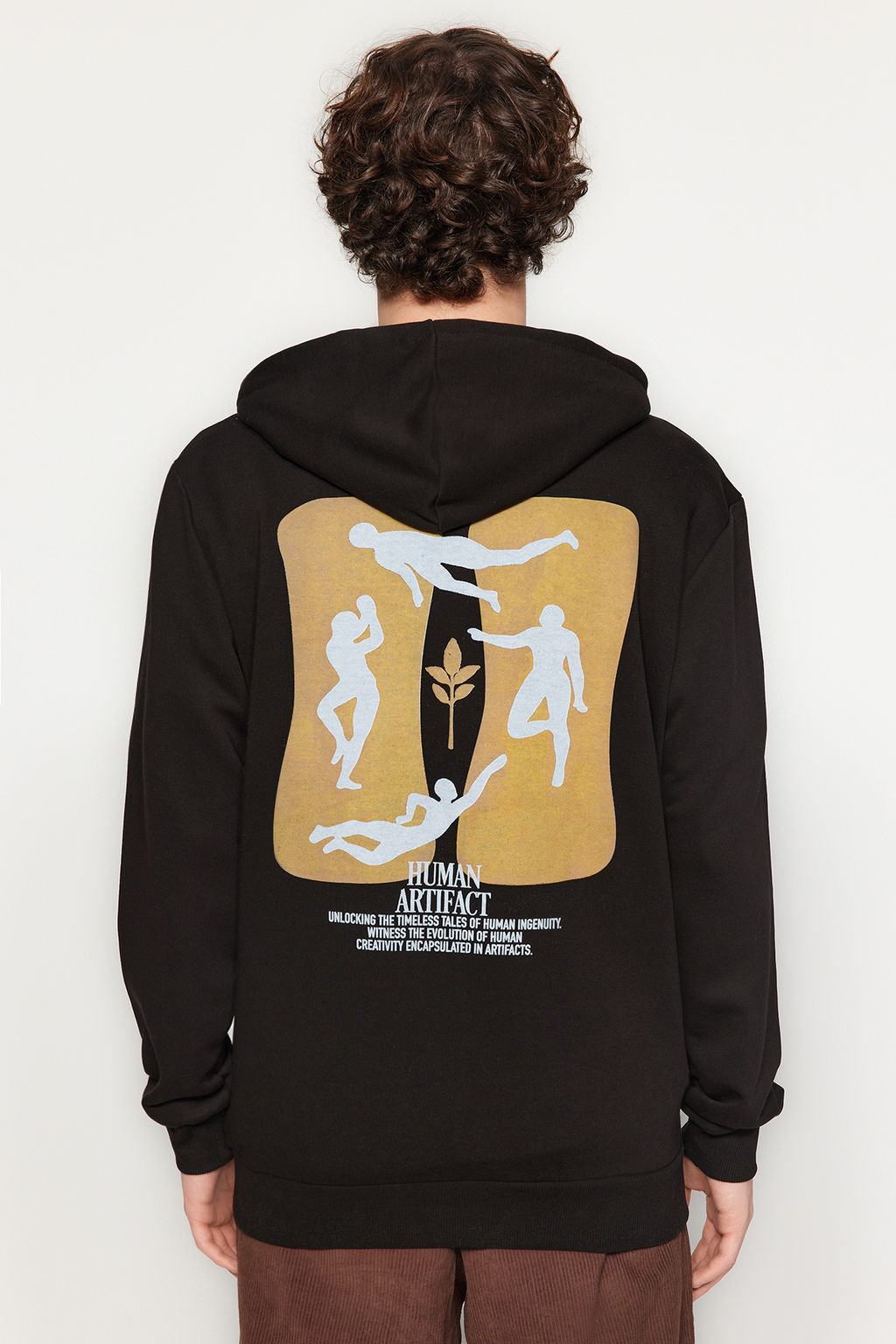 Siyah Oversize/Normal Kesim Kapusonlu S?rt Bask?l? Sweatshirt TMNAW24SW00194 - Trendyolmilla фото 4