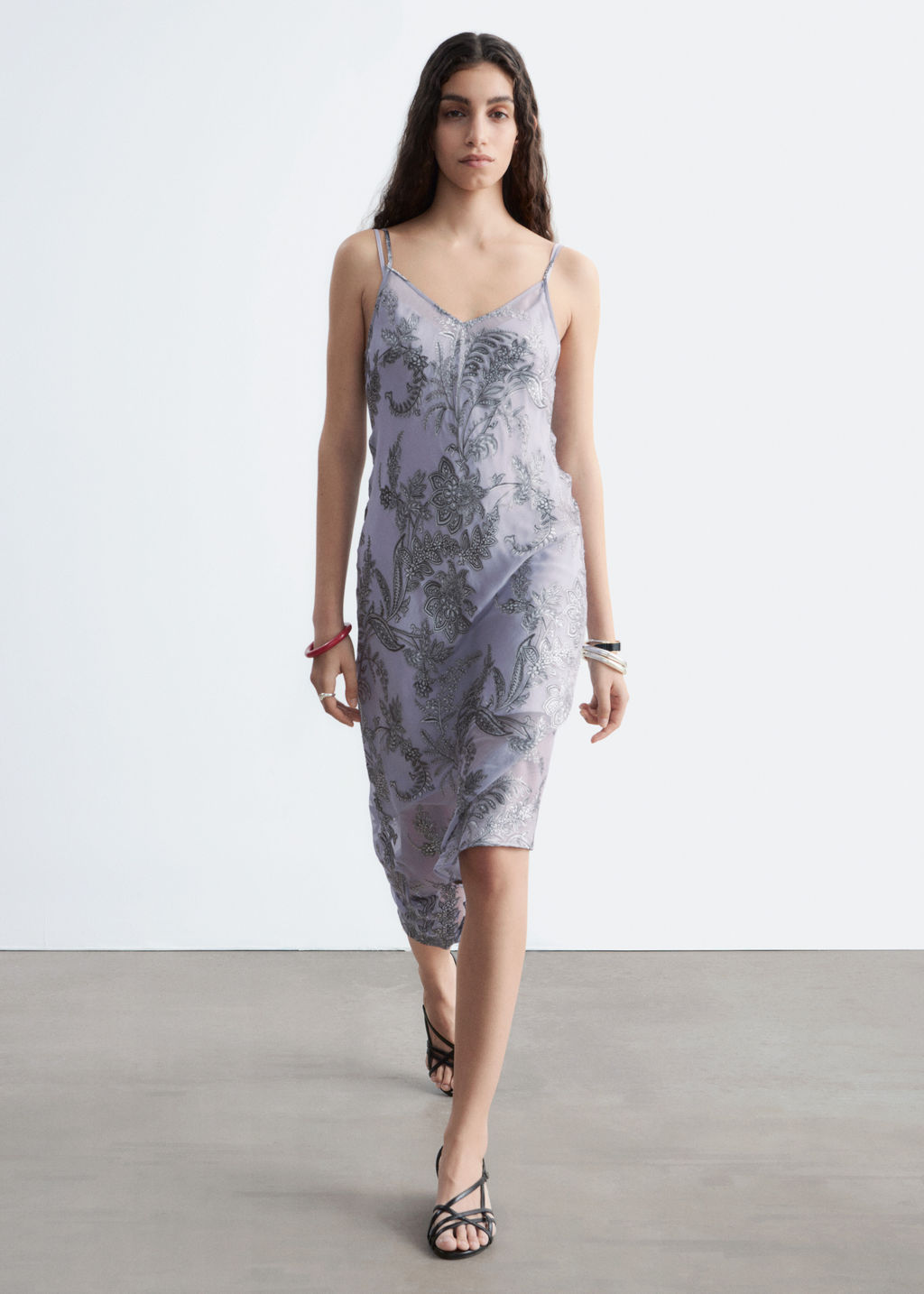 Vestido midi de tirantes con estampado floral - H&m фото 2