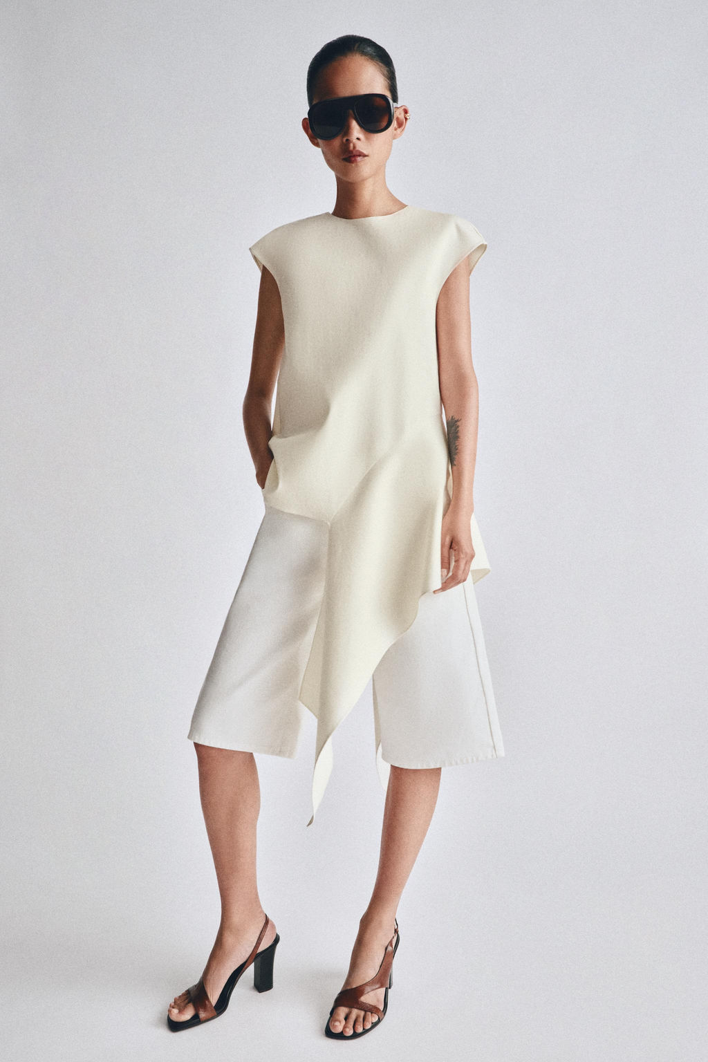 TOP ASIM?TRICO ZW COLLECTION / Crudo