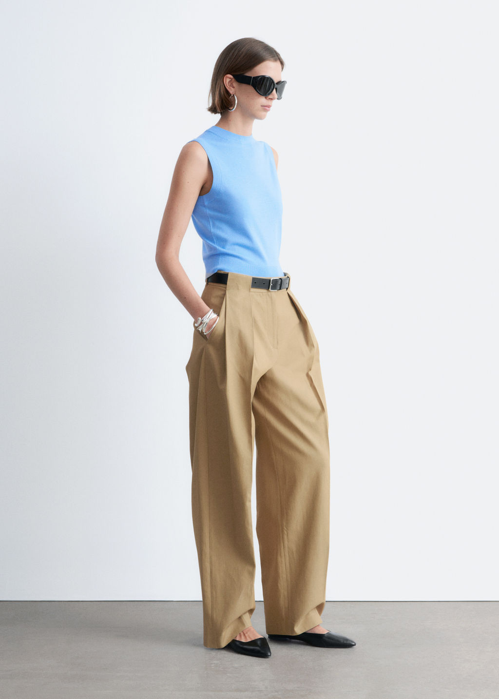 Pantalones plisados de perneras anchas - H&m фото 6