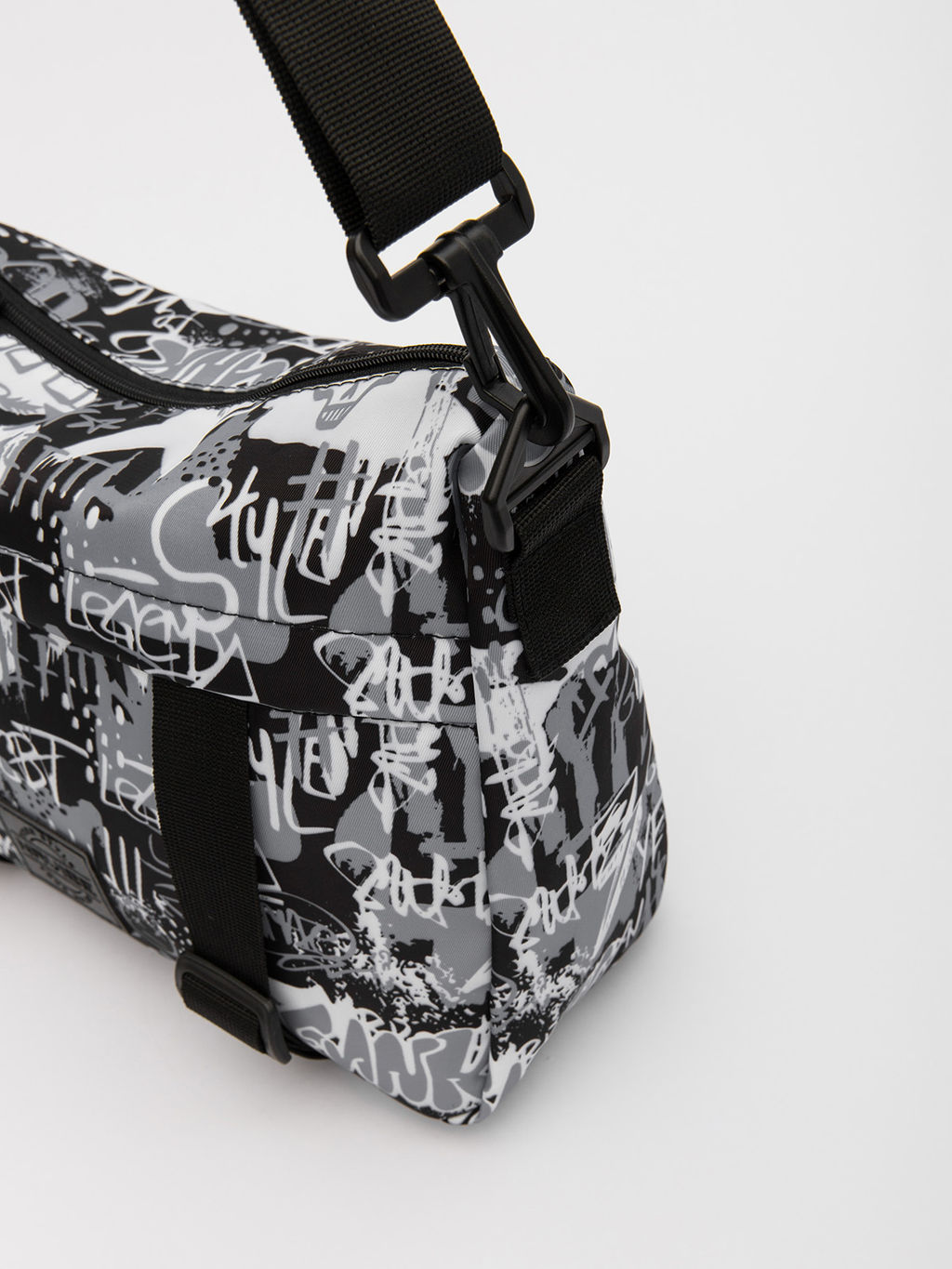 V56/1 401 216 Сумка