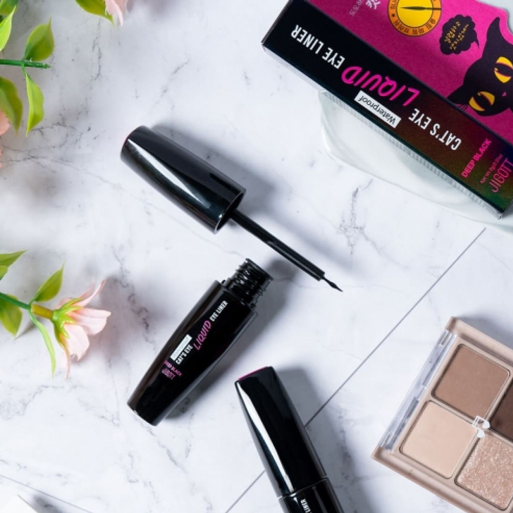 Jigott Водостойкая жидкая подводка для глаз / Cats Eye Waterproof Liquid Eyeliner Deep Black, глубокий черный