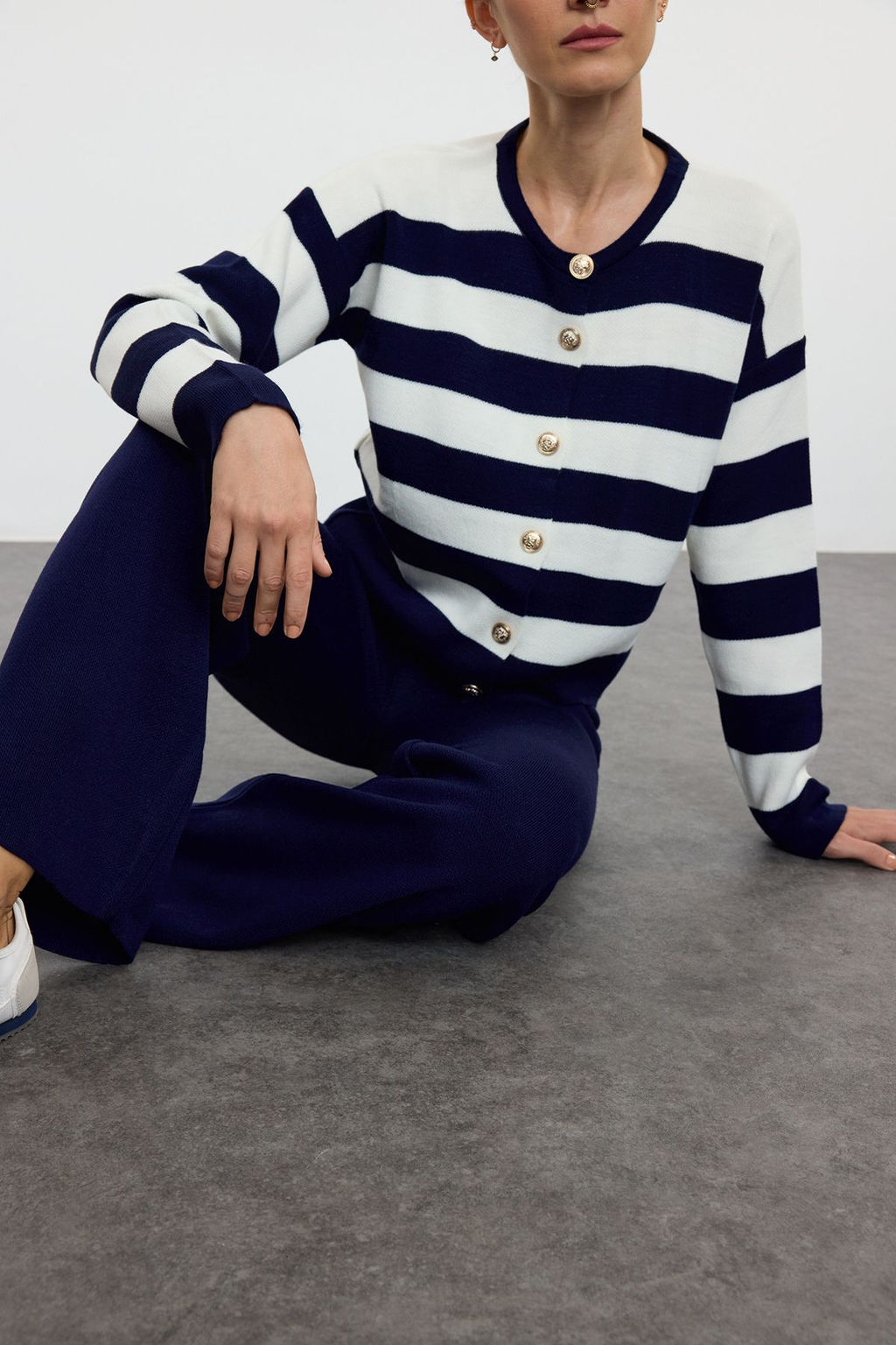 Lacivert Cizgili Pantolonlu Triko Alt-Ust Tak?m TEDAW25AU00010 - Trendyolmilla фото 2