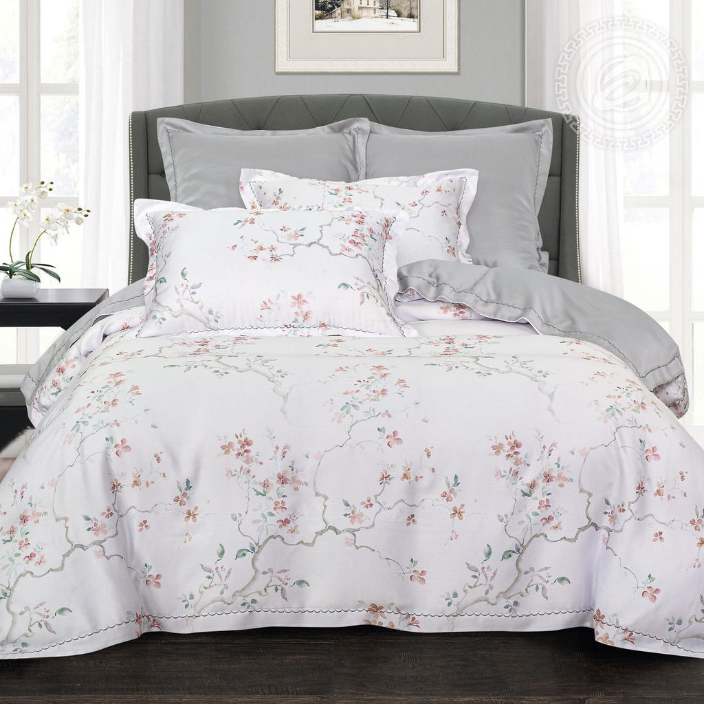 Постельное белье Лайла (тенсель) 2 сп. с Евро/Пододеяльник (молния, ушки): 1 шт.- 210*175; Простыня: 1 шт.- 240*240; Наволочка (молния, ушки): 2 шт.- 70*70; Наволочка (молния, ушки): 2 шт.- 50*70 Тенсел