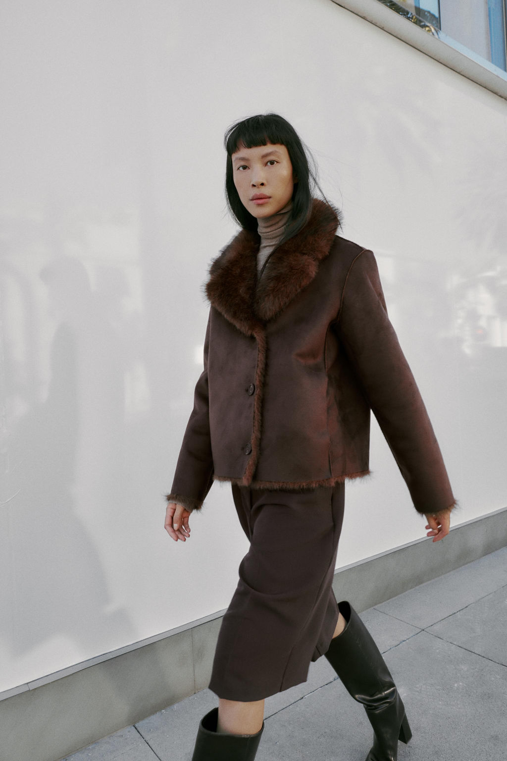 REVERSIBLE DOUBLE-FACED FAUX FUR JACKET - Zara фото 20