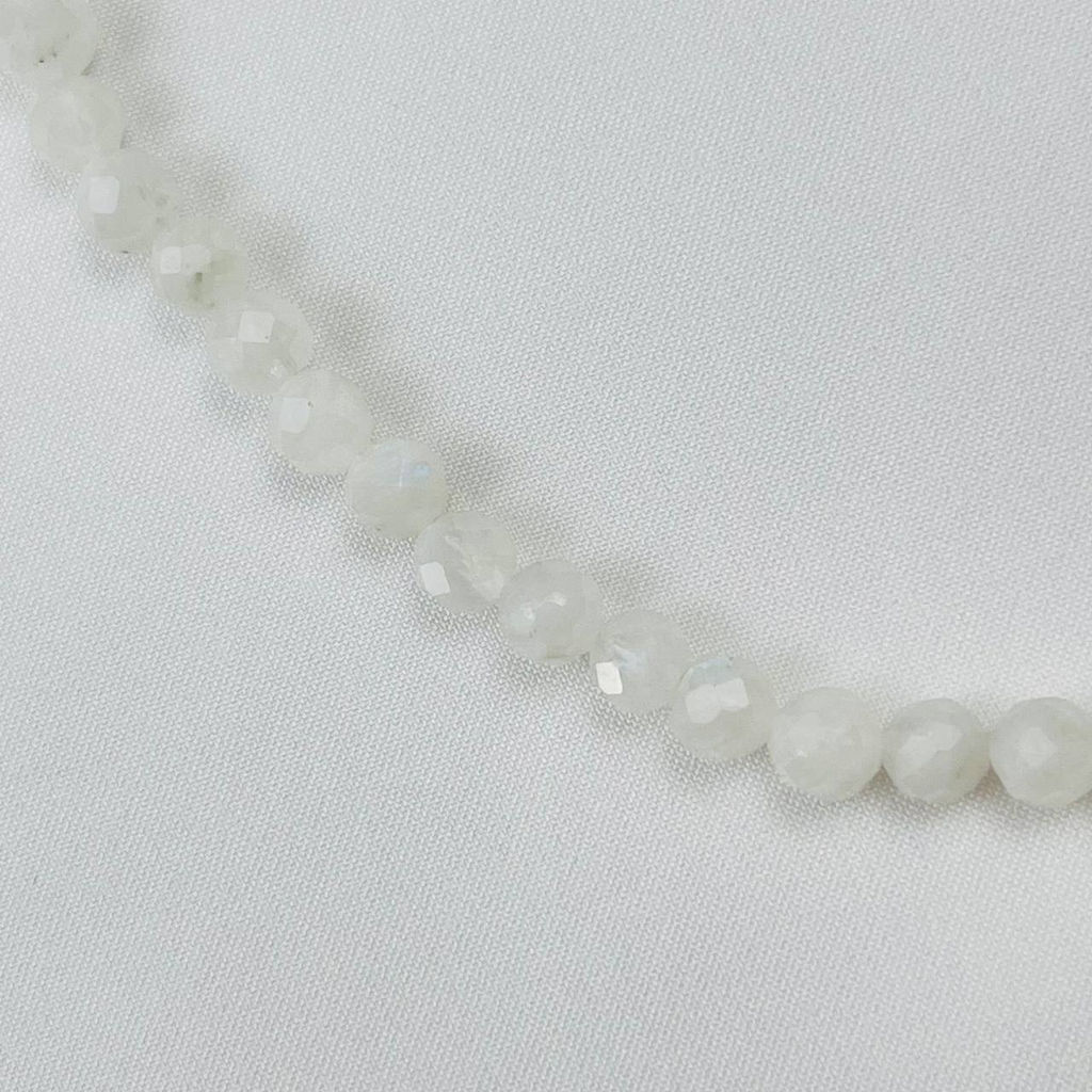 Бусы из Лунного камня огранка