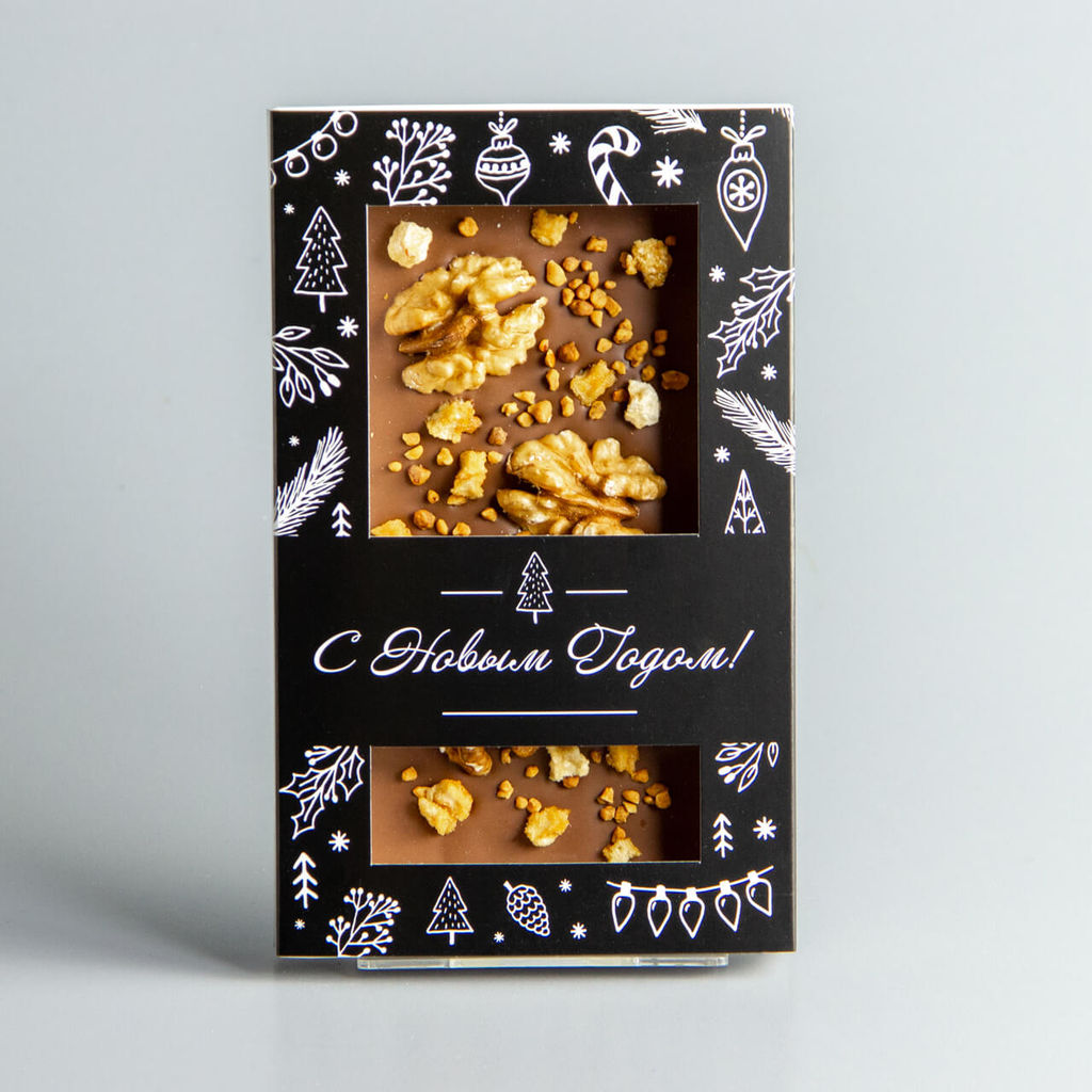 МОЛОЧНЫЙ ШОКОЛАД С ГРЕЦКИМ ОРЕХОМ, ФУНДУКОМ И КАРАМЕЛИЗИРОВАННЫМ ФУНДУКОМ, НОВОГОДНЯЯ КОРОБОЧКА #2