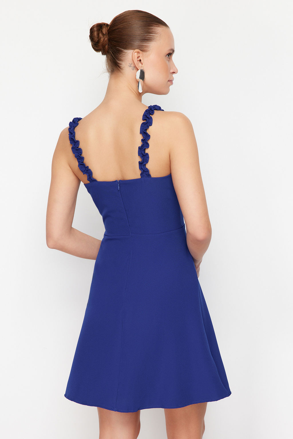 TRENDYOLMILLA Sar? A Kesim Kare Yaka Ask? Detayl? Mini Dokuma Elbise TWOSS22EL2175  фото 24