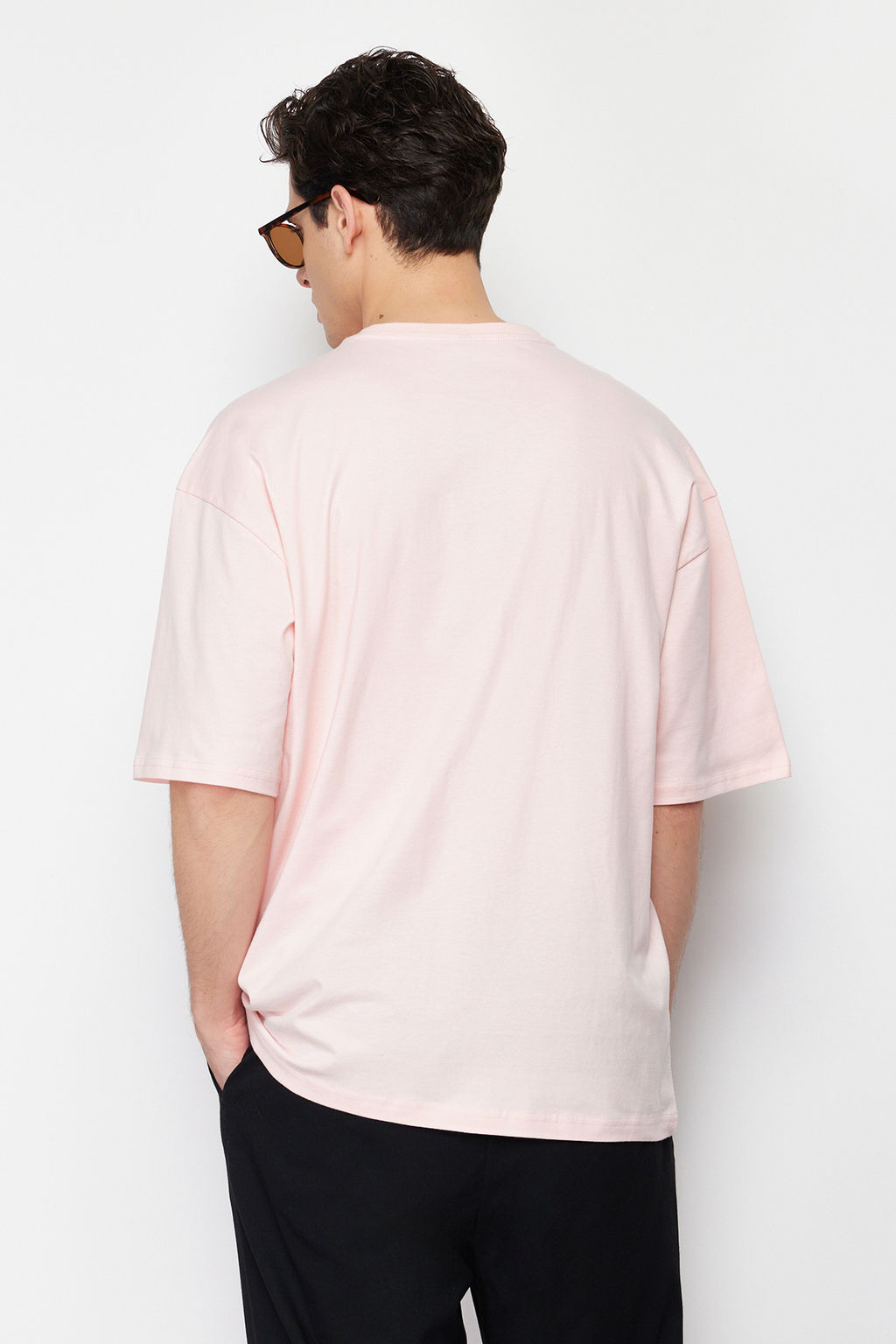 Pudra Oversize/Genis Kesim Basic %100 Pamuklu T-Shirt TMNSS22TS0318