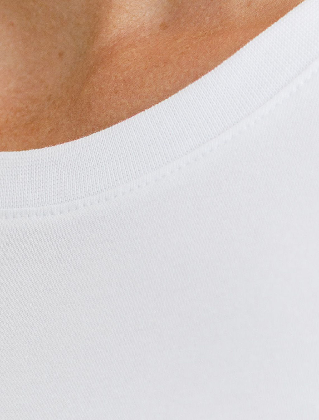 D49.111 Футболка женская белый