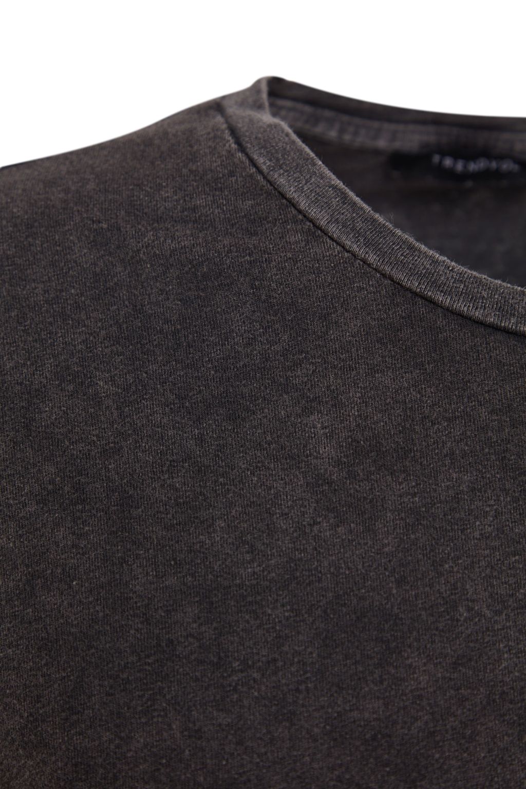 TRENDYOLMILLA Antrasit %100 Pamuk Soluk Efektli Boyfriend/Genis Kal?p Bisiklet Yaka Orme T-Shirt TWOSS23TS00112  фото 11