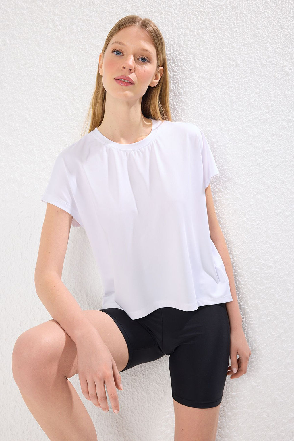 TRENDYOLMILLA Siyah Micro Kumas Spor Orme T-Shirt THMSS25TS00001