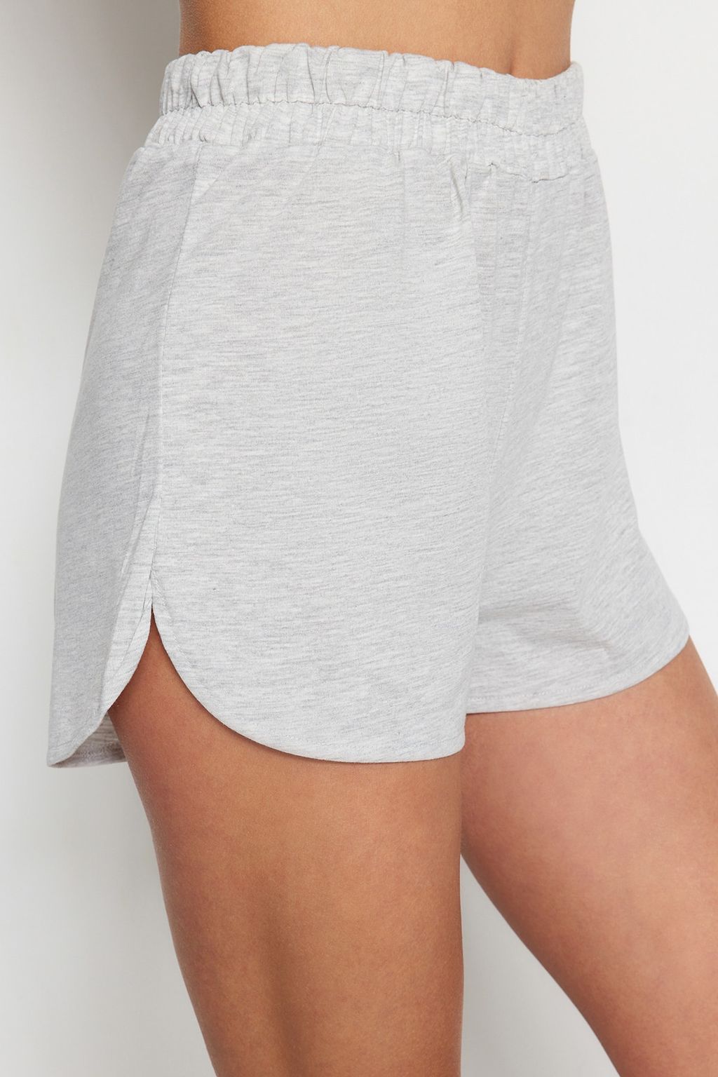 Trendyolmilla Gri Buzgulu Sortlu Orme Pijama Tak?m? THMSS23PT00010