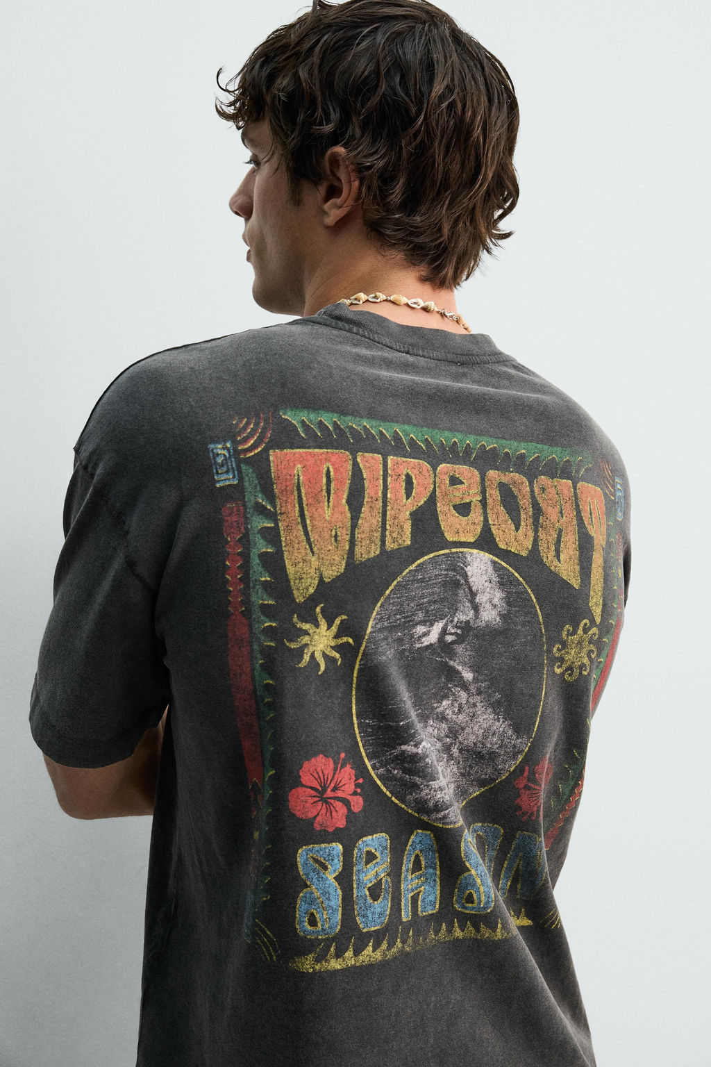 CAMISETA LAVADA ESTAMPADO SURF / Marr?n oscuro