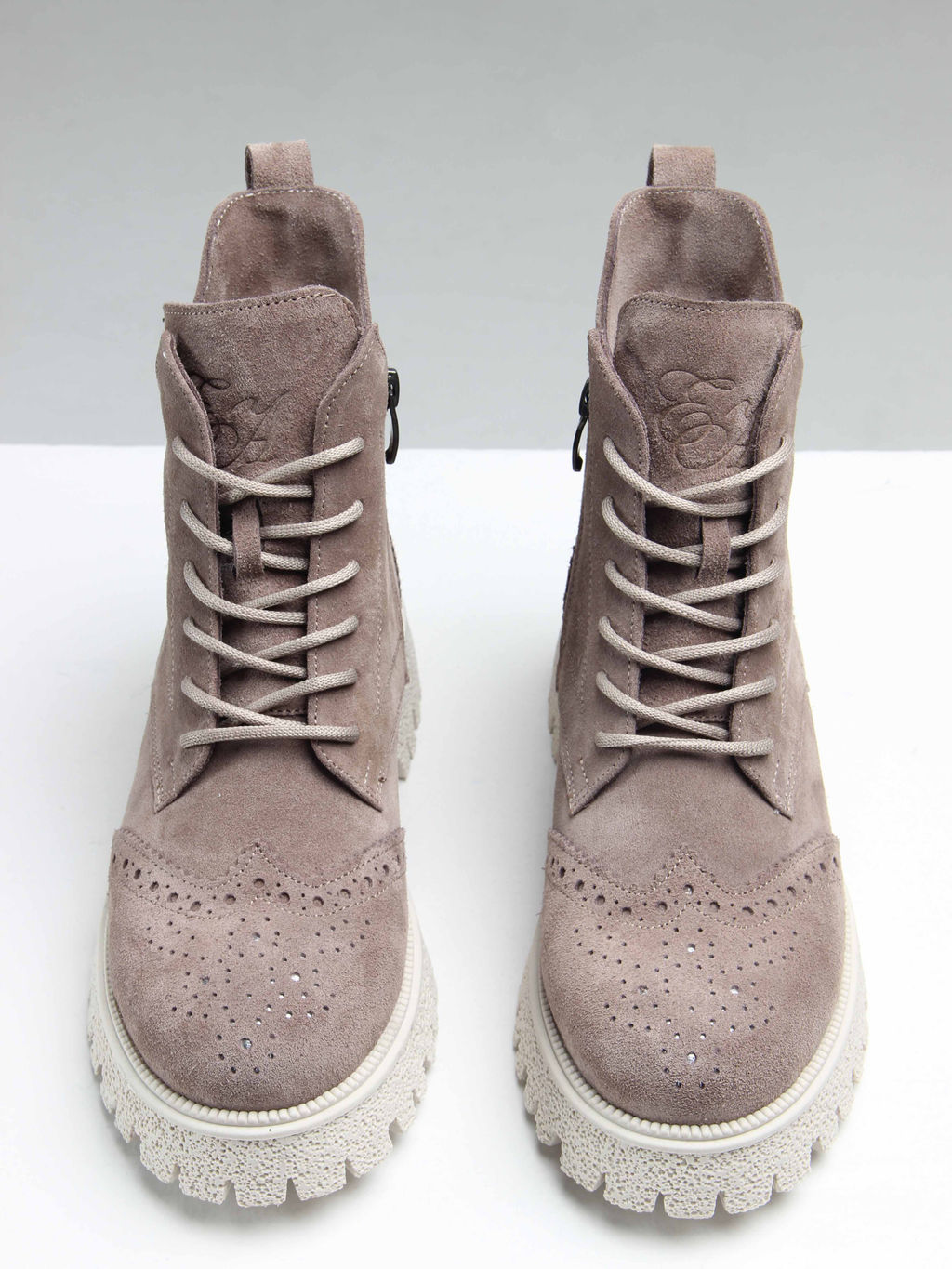 Ботинки 338.1541be. капучино замша/Байка