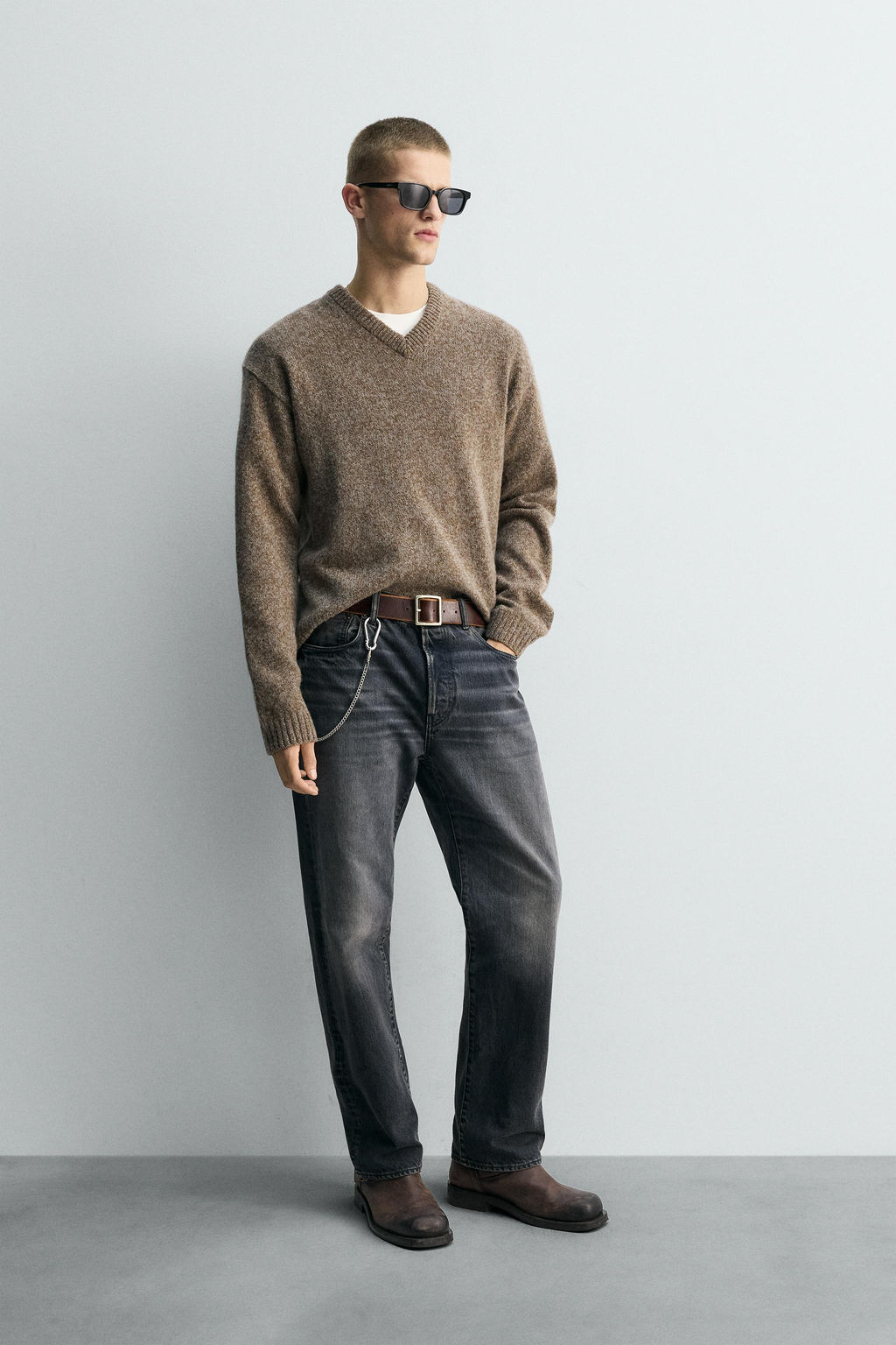 LIMITED EDITION V-NECK SWEATER