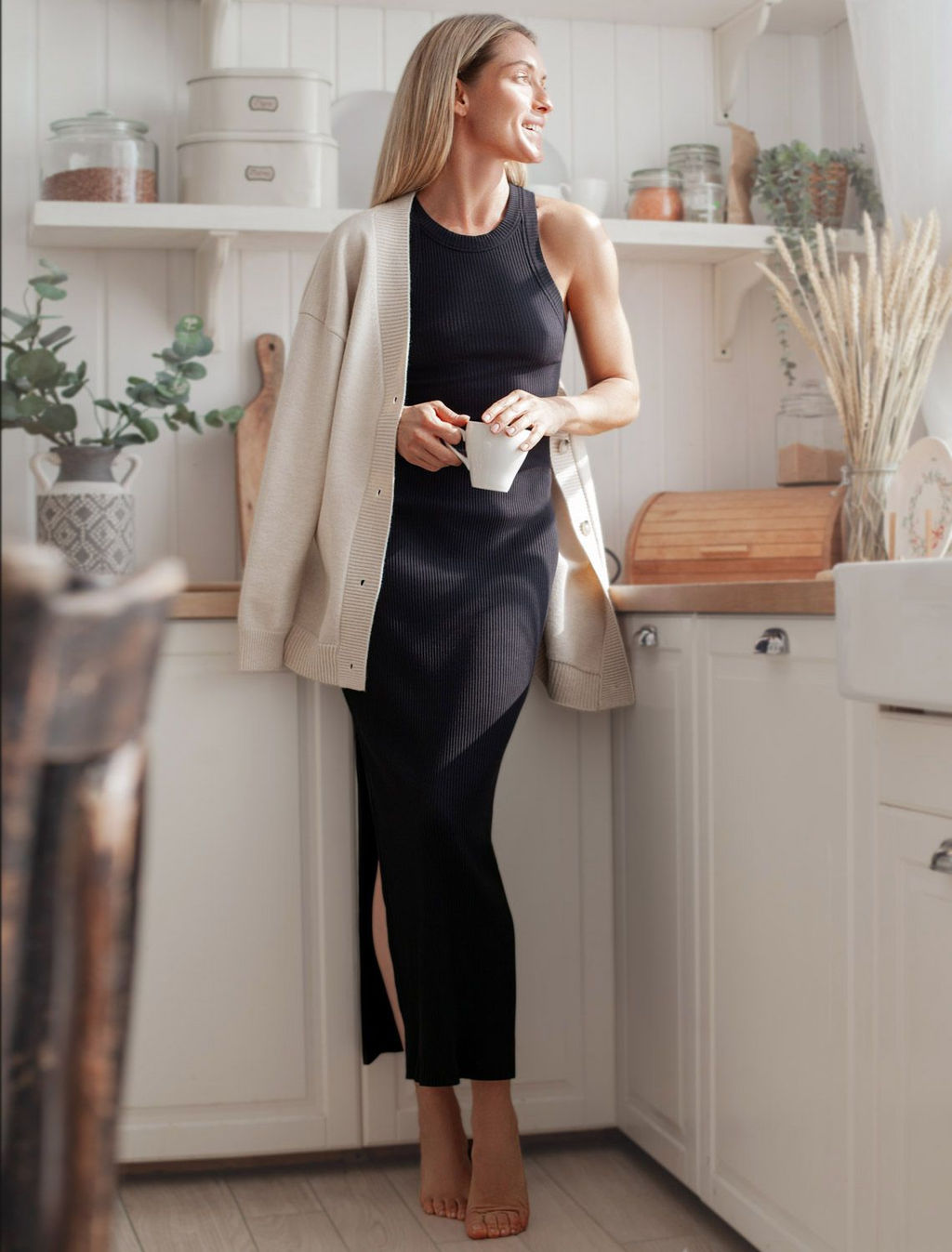 D42.116 Платье женское черный