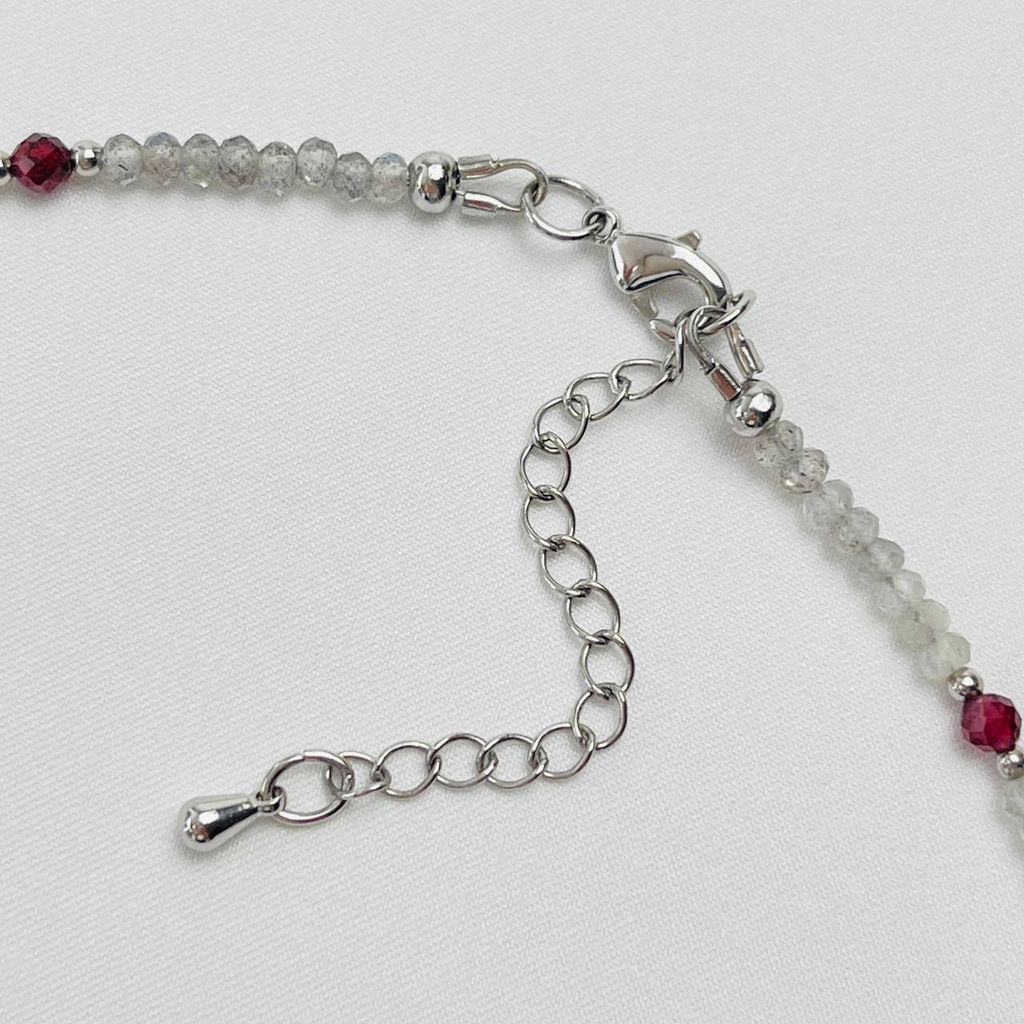 Бусы из Лабрадора и Граната