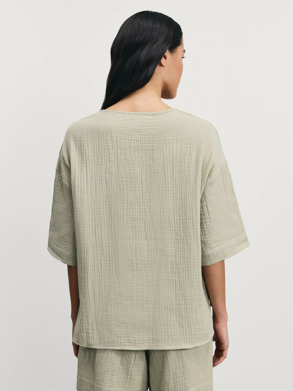 Рубашка из муслина с V-образным вырезом / Zarina  фото 5