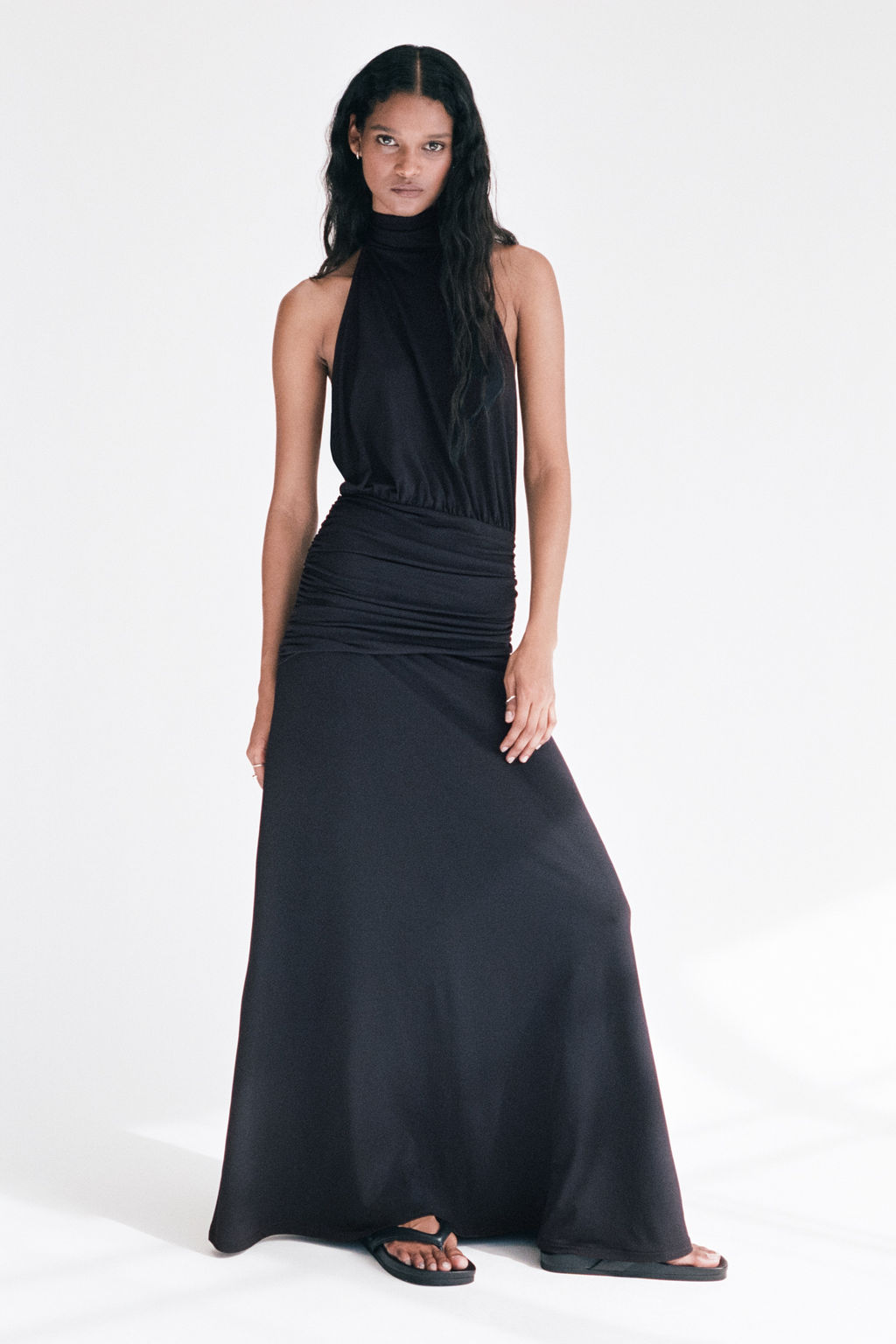 Vestido halter drapeado - H&m фото 7