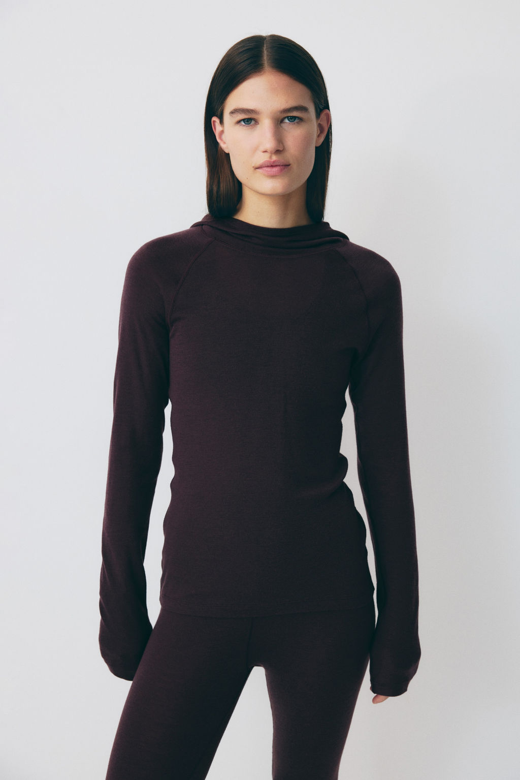 Top de deporte de lana con capucha - H&m фото 2