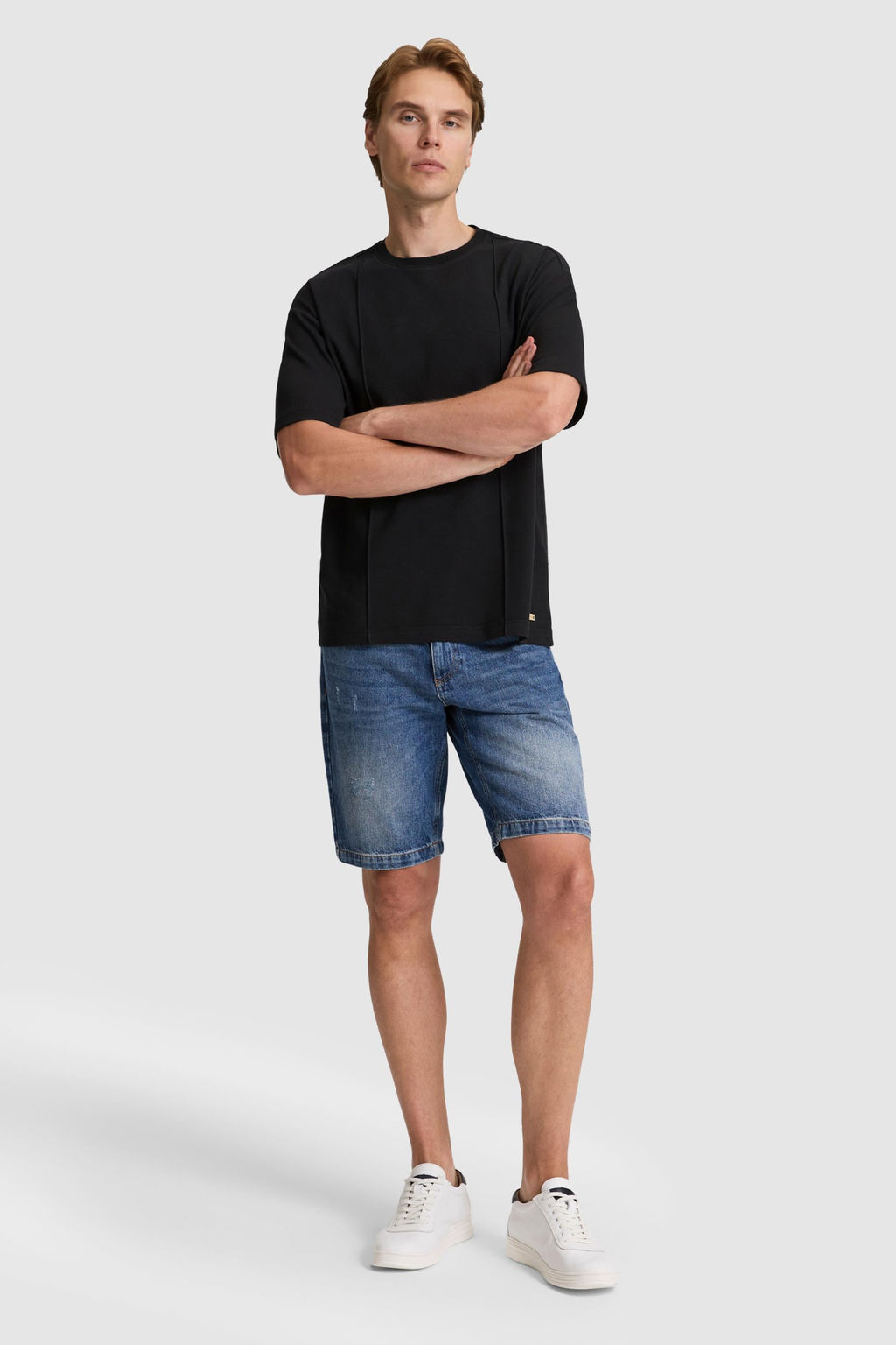 Erkek Siyah Comfort Fit Bisiklet Yaka Ti__rt