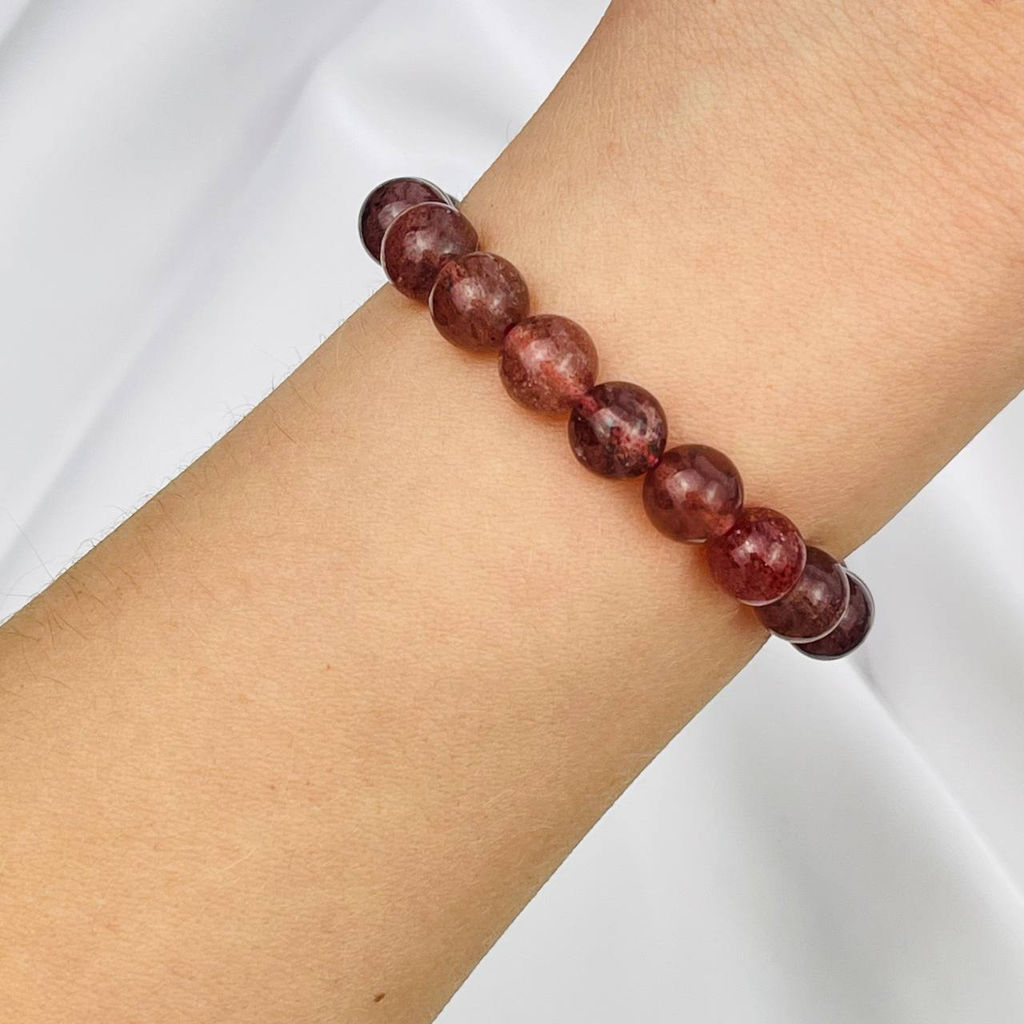 Браслет из Клубничного кварца 19 см
