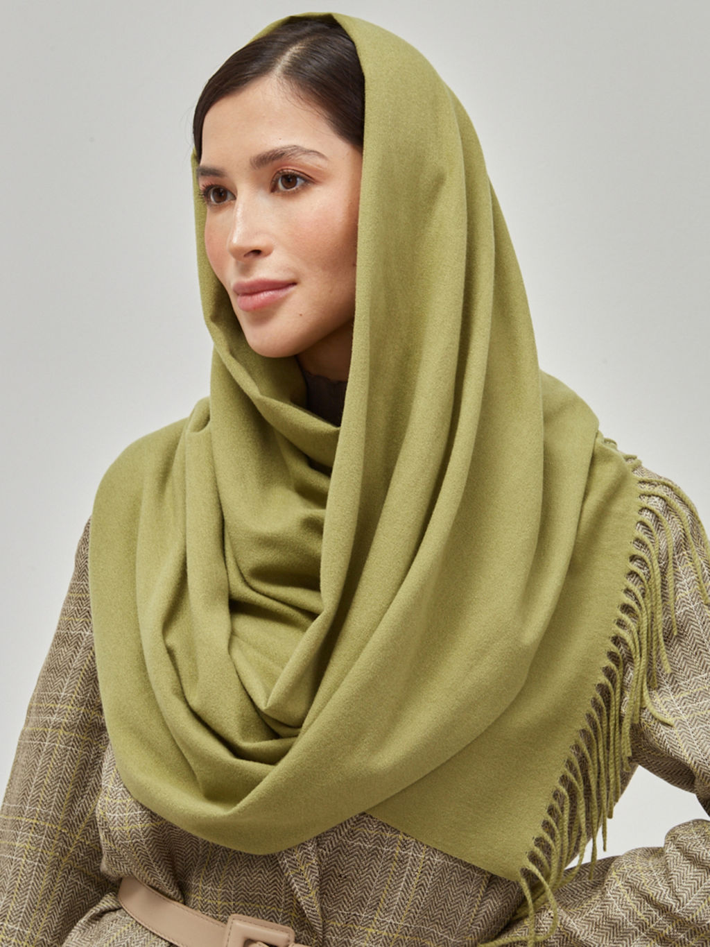 в составе ШЕРСТЬ. Большой, мягкий, теплый двусторонний палантин с принтом - Tantino фото 4