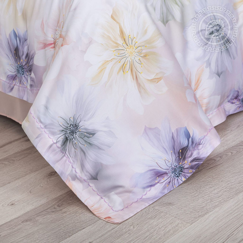 Постельное белье Кэтрин (тенсель) 2 сп. с Евро/Пододеяльник (молния, ушки): 1 шт.- 210*175; Простыня: 1 шт.- 240*240; Наволочка (молния, ушки): 2 шт.- 70*70; Наволочка (молния, ушки): 2 шт.- 50*70 Тенсел