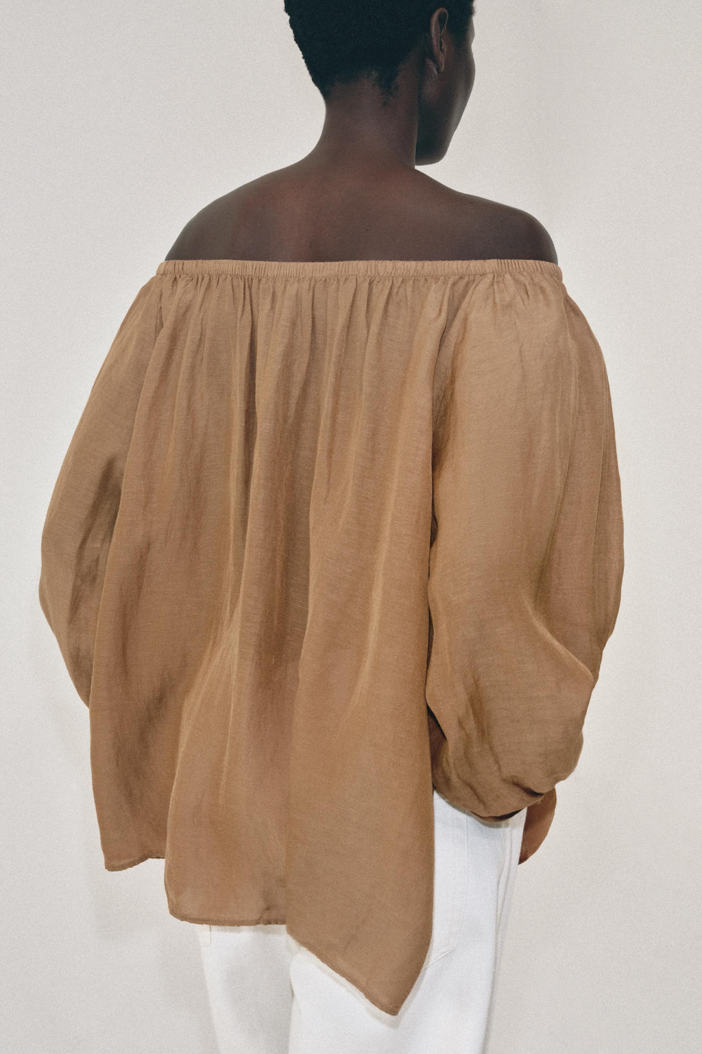 BLUSA CON LINO ZW COLLECTION / Toffe - Zara фото 3