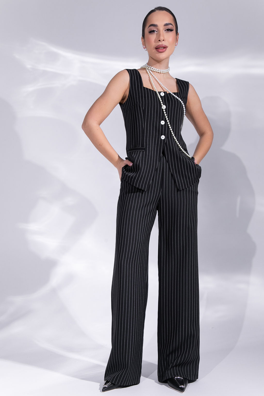 Жилет Мей (чёрный) - Эльза фото 9