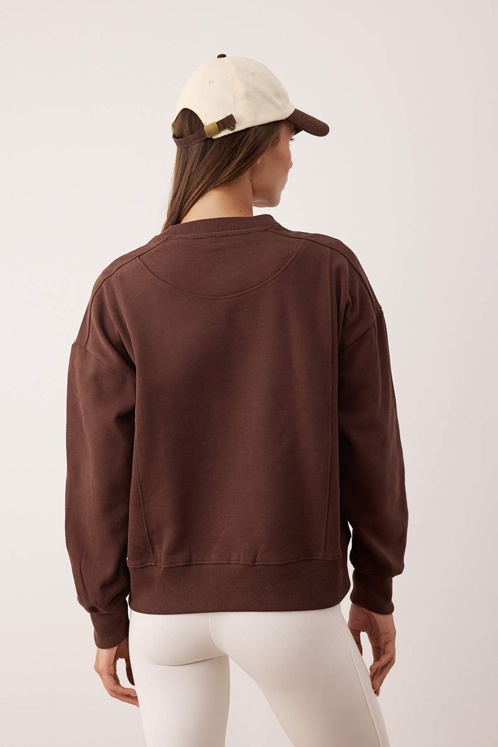 Koyu Kahverengi Premium Oversize Kal?p Dikis Detayl? Ici Polarl? Orme Sweatshirt TWOAW26SW00204