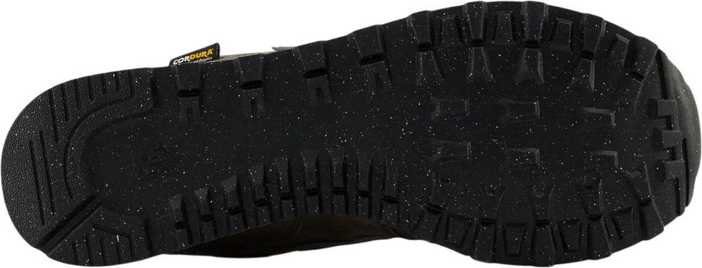 Кроссовки взрослые