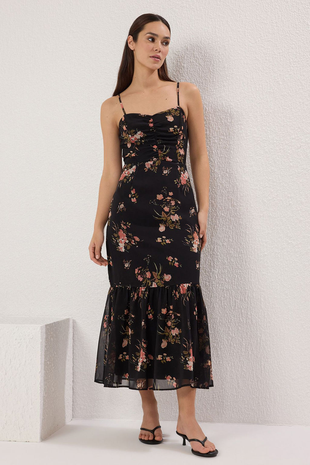 TRENDYOLMILLA Siyah Cicekli A Kesim Maxi Dokuma Elbise TWOSS25EL00723  фото 2