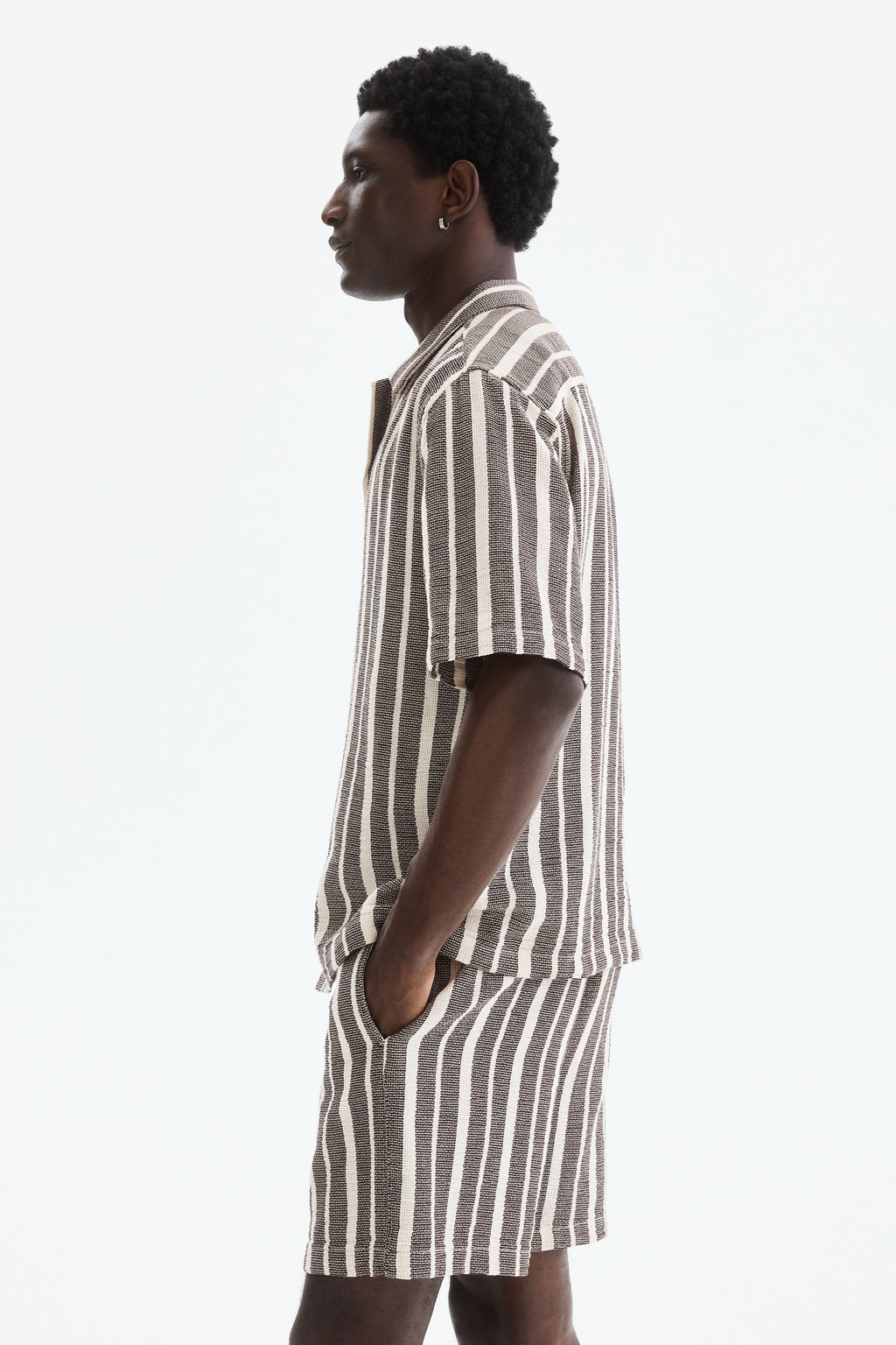 Pantal?n corto Regular Fit - H&m фото 10