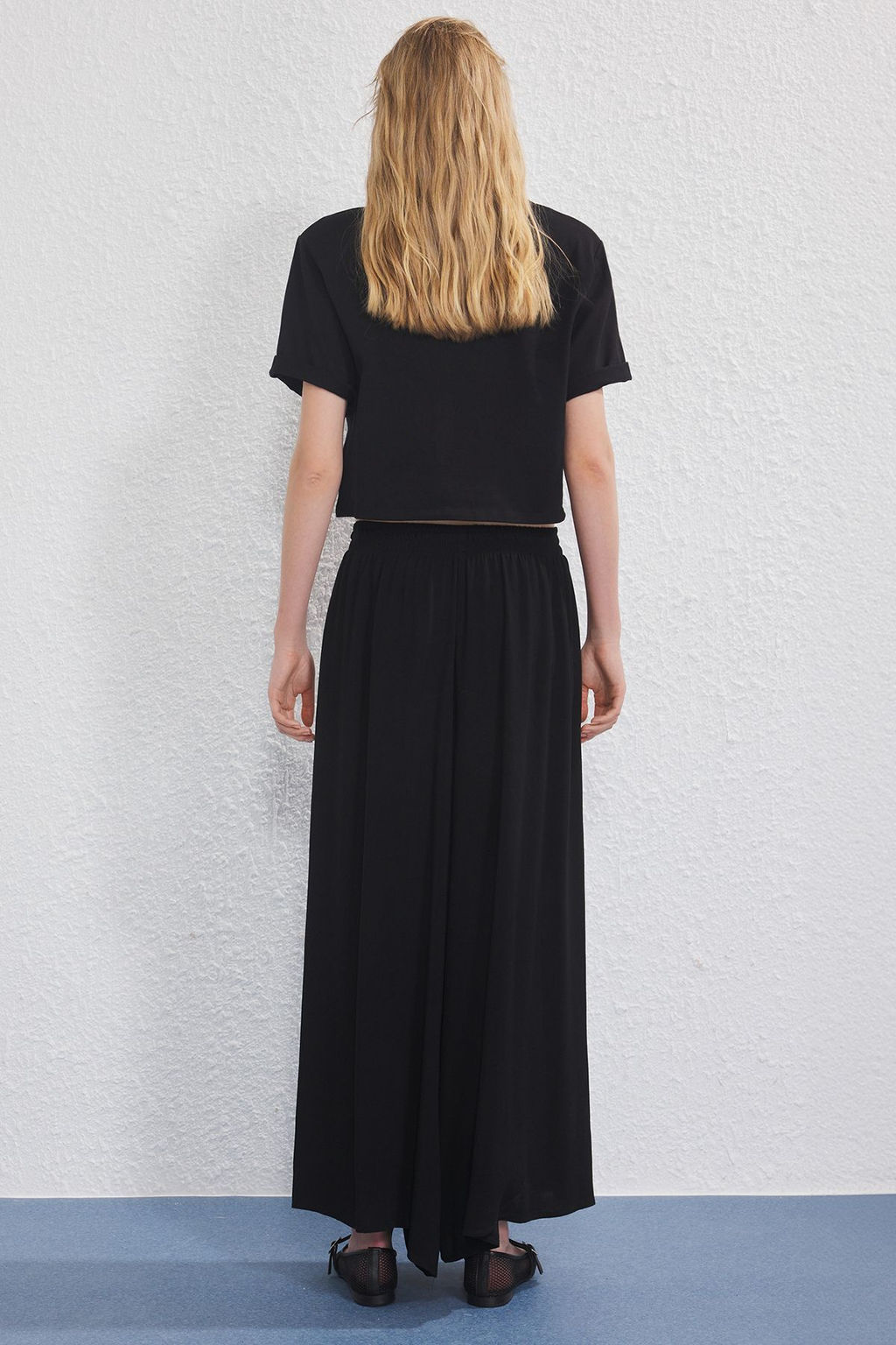 TRENDYOLMILLA Siyah Beli Lastikli Yumusak Rahat Kumas Wide Leg Extra Genis Paca Dokuma Pantolon TWOSS25PL00103 фото 8