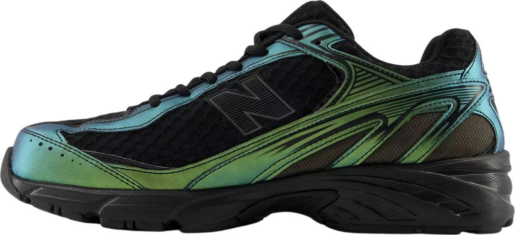 Кроссовки взрослые