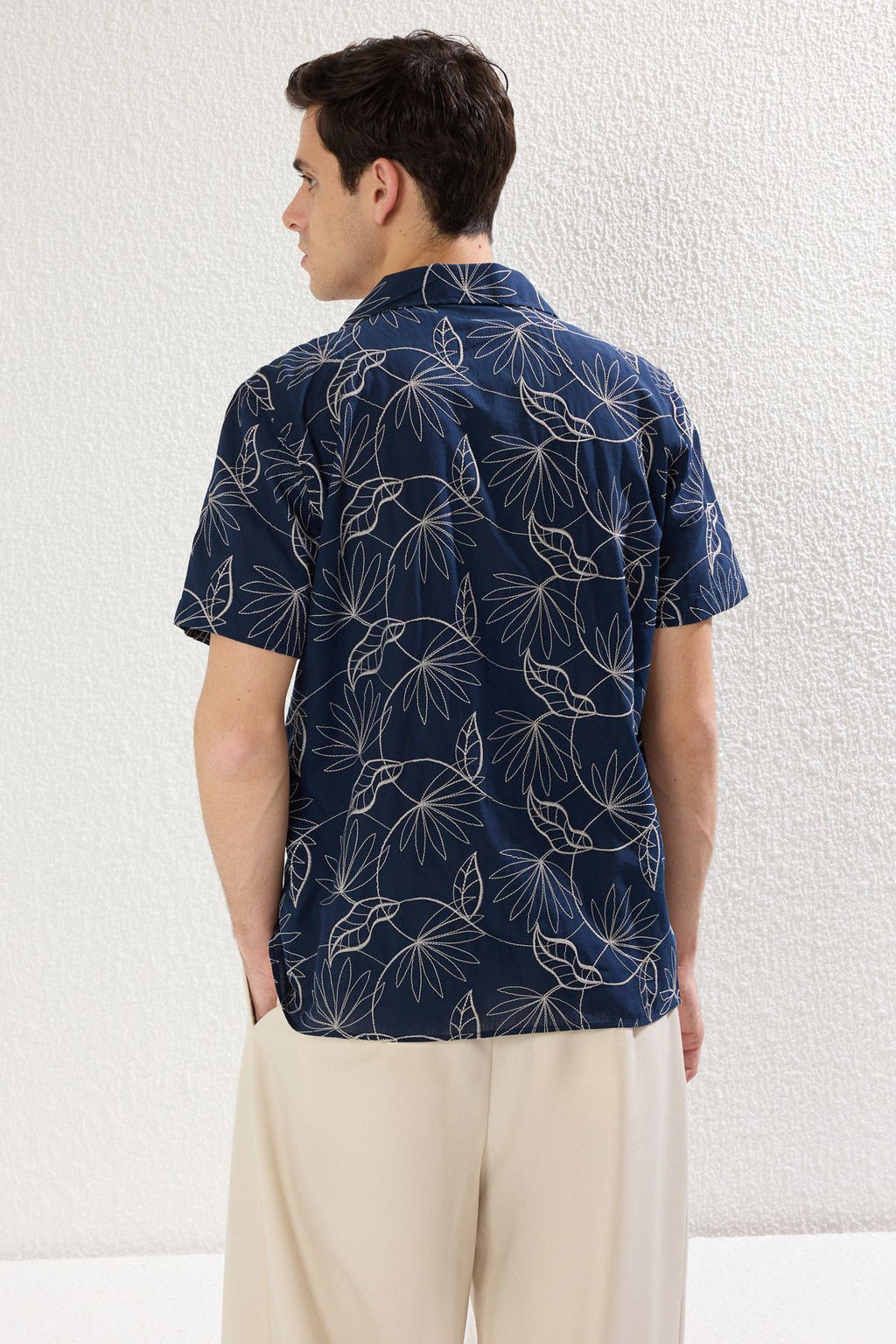 TRENDYOL MAN Lacivert Regular Fit Nak?s Detayl? Brode Gomlek TMNSS25GO00027 - Trendyolmilla фото 6