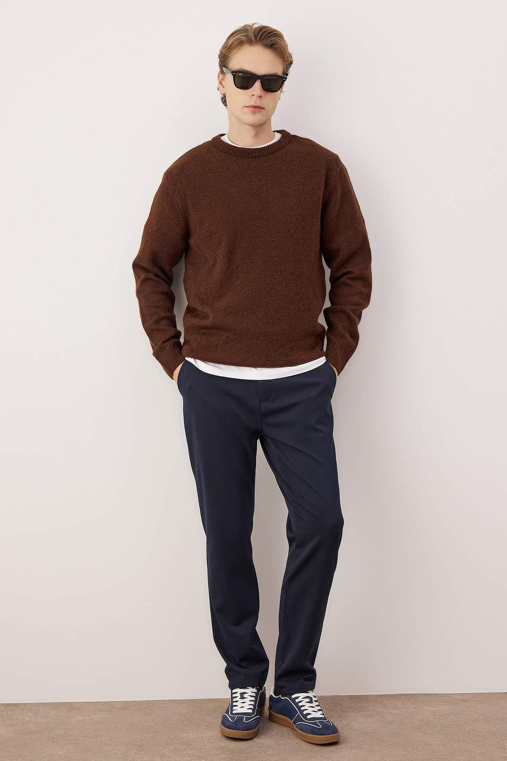 Lacivert Erkek Rahat Kesim Kumas Pantolon TMNAW26PL00025 - Trendyolmilla фото 2