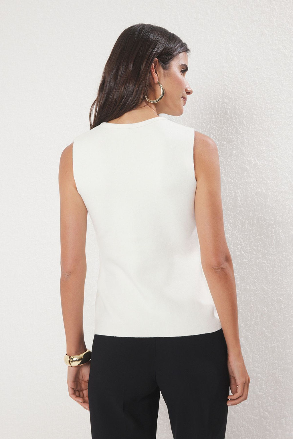 TRENDYOLMILLA Siyah Dugme Detayl? Yelek TWOSS25YE00043  фото 4