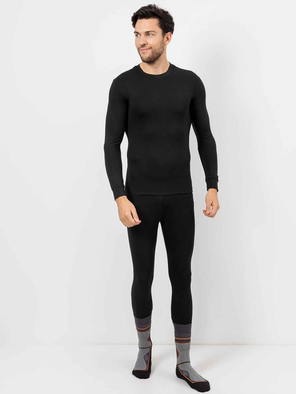 Комплект термо (лонгслив и брюки) в черном цвете черный 691001 - Mark formelle фото 2