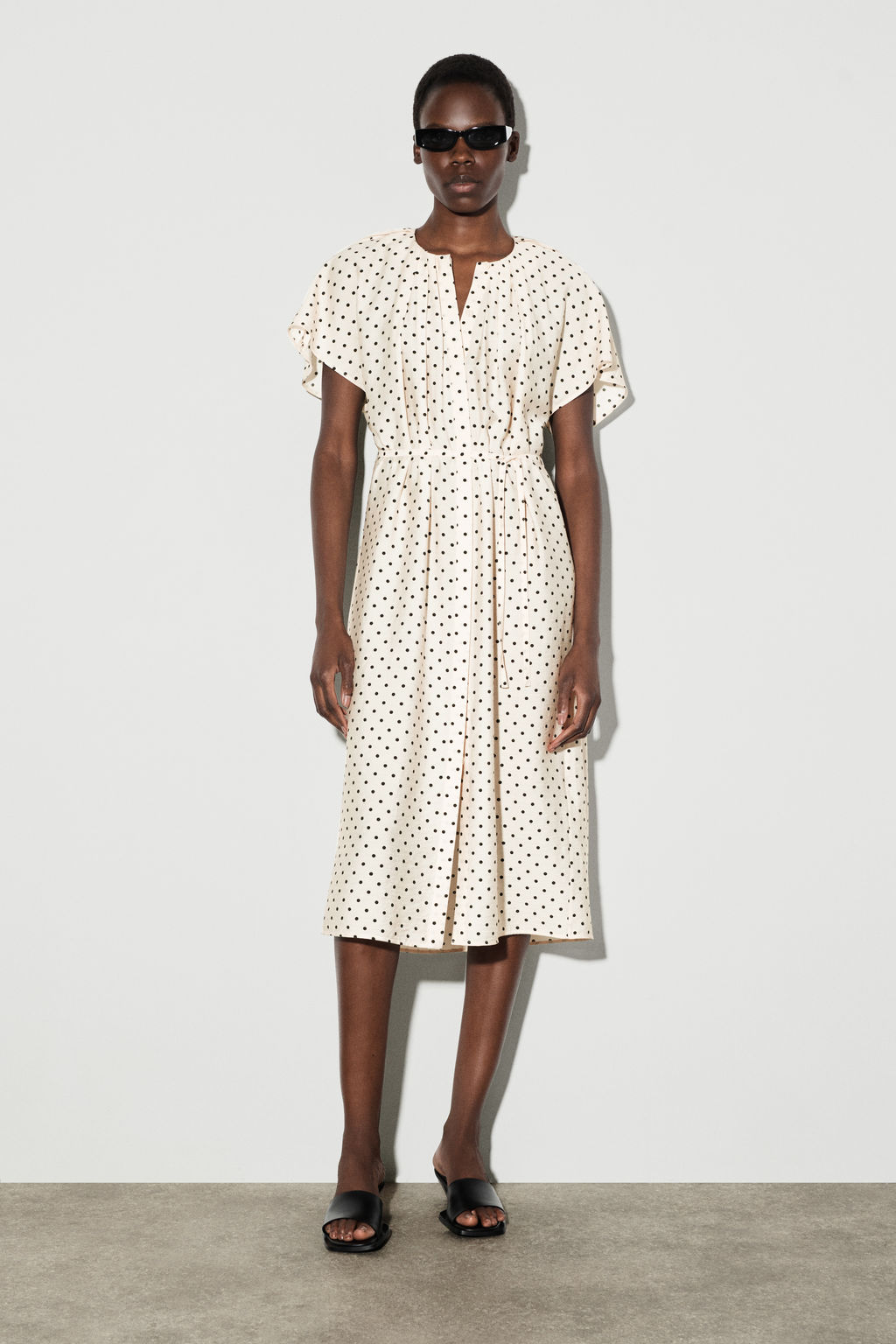 VESTIDO MIDI PLISADO CON CINTUR?N - H&m фото 3